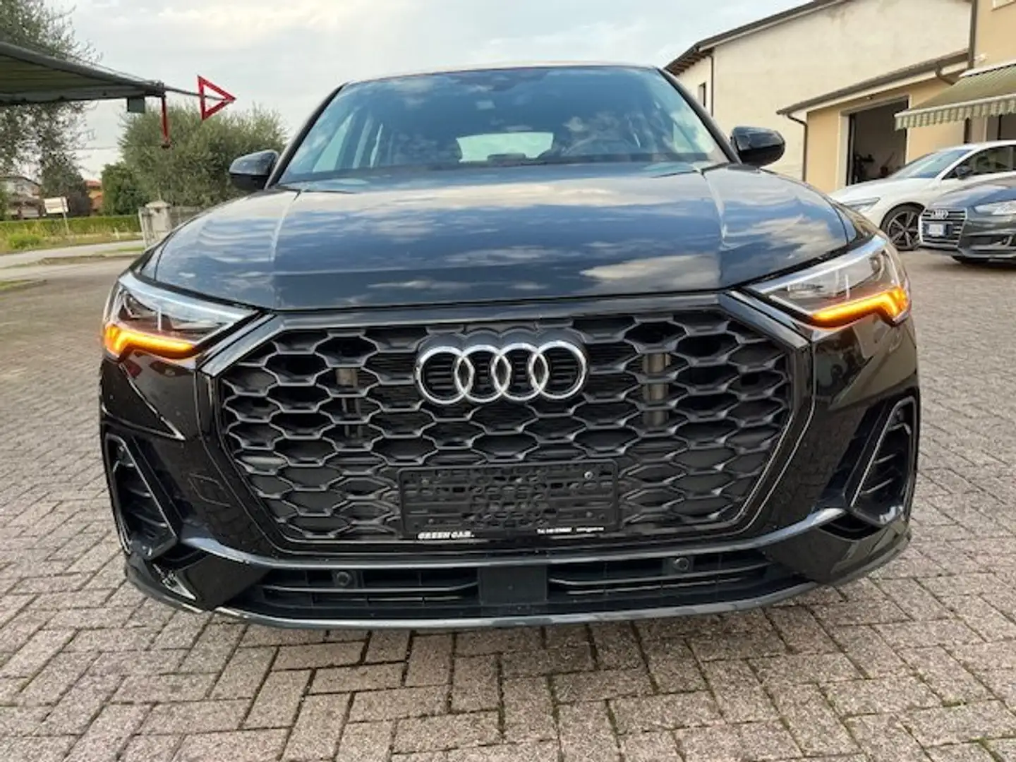 Audi Q3 Q 3 SPORTBACK 45 TFSI E DSG  s line 245cv MATRIX Nero - 1
