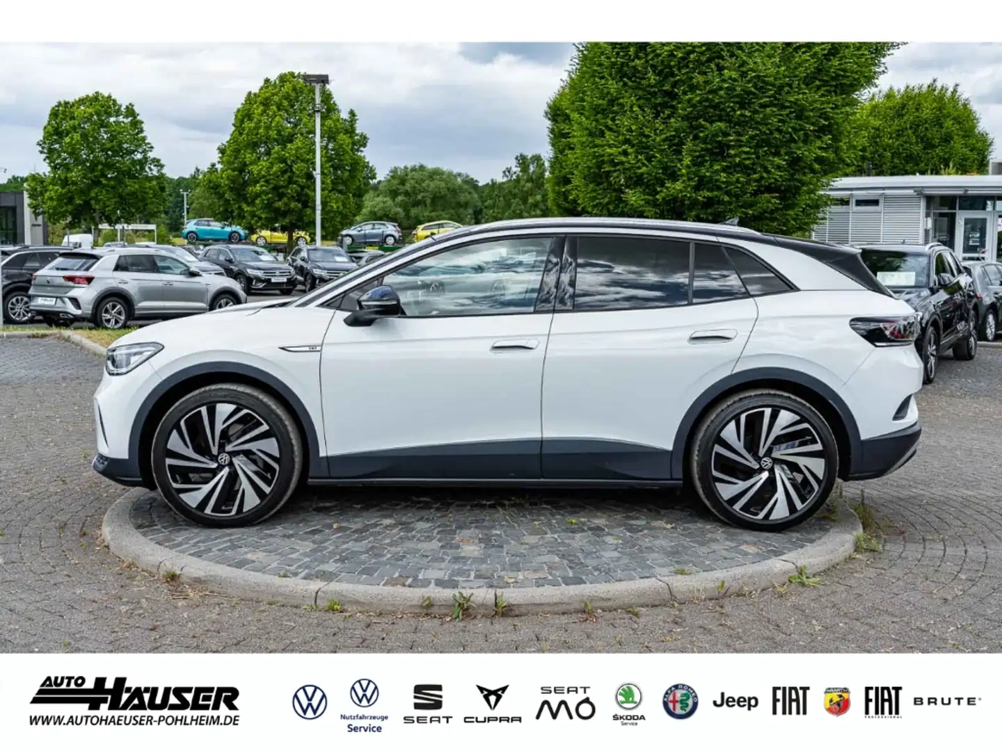 Volkswagen ID.4 1st Max 77kWh AHK PANO HUD EL. HECKKL. DCC Weiß - 2