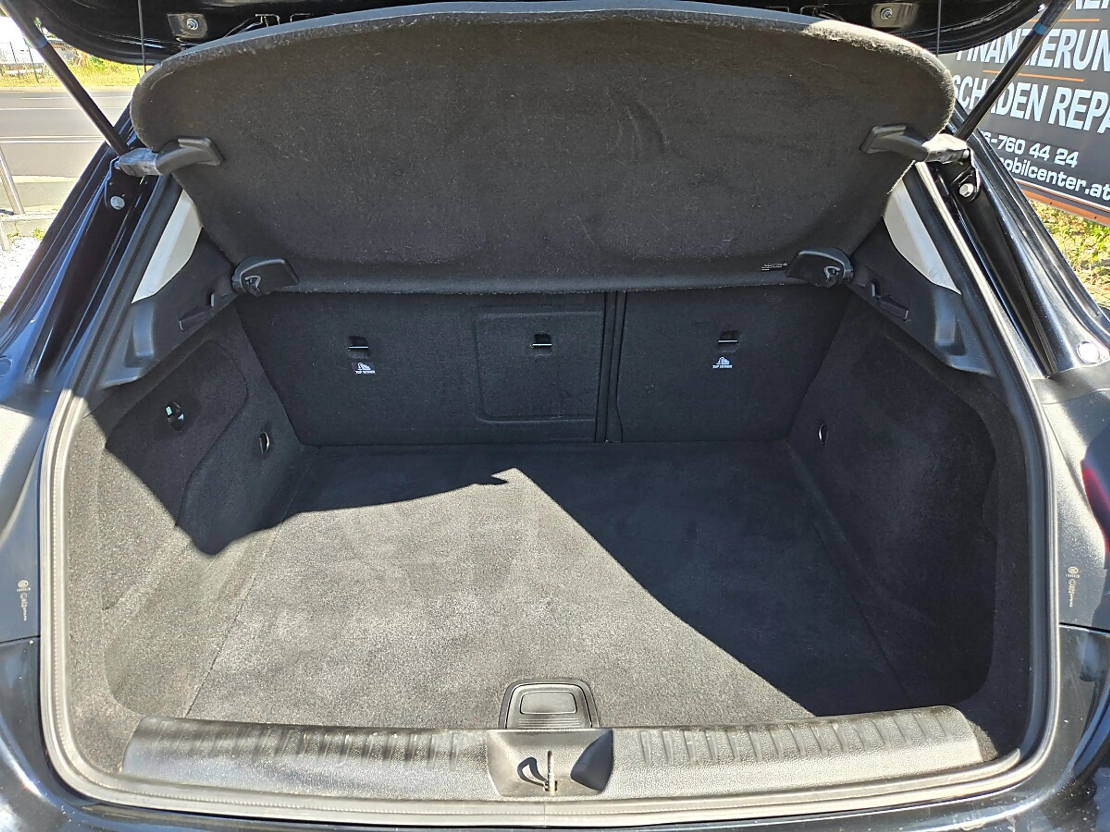 Mercedes-Benz GLA 200 CDI Edition Lifestyle — photo 12