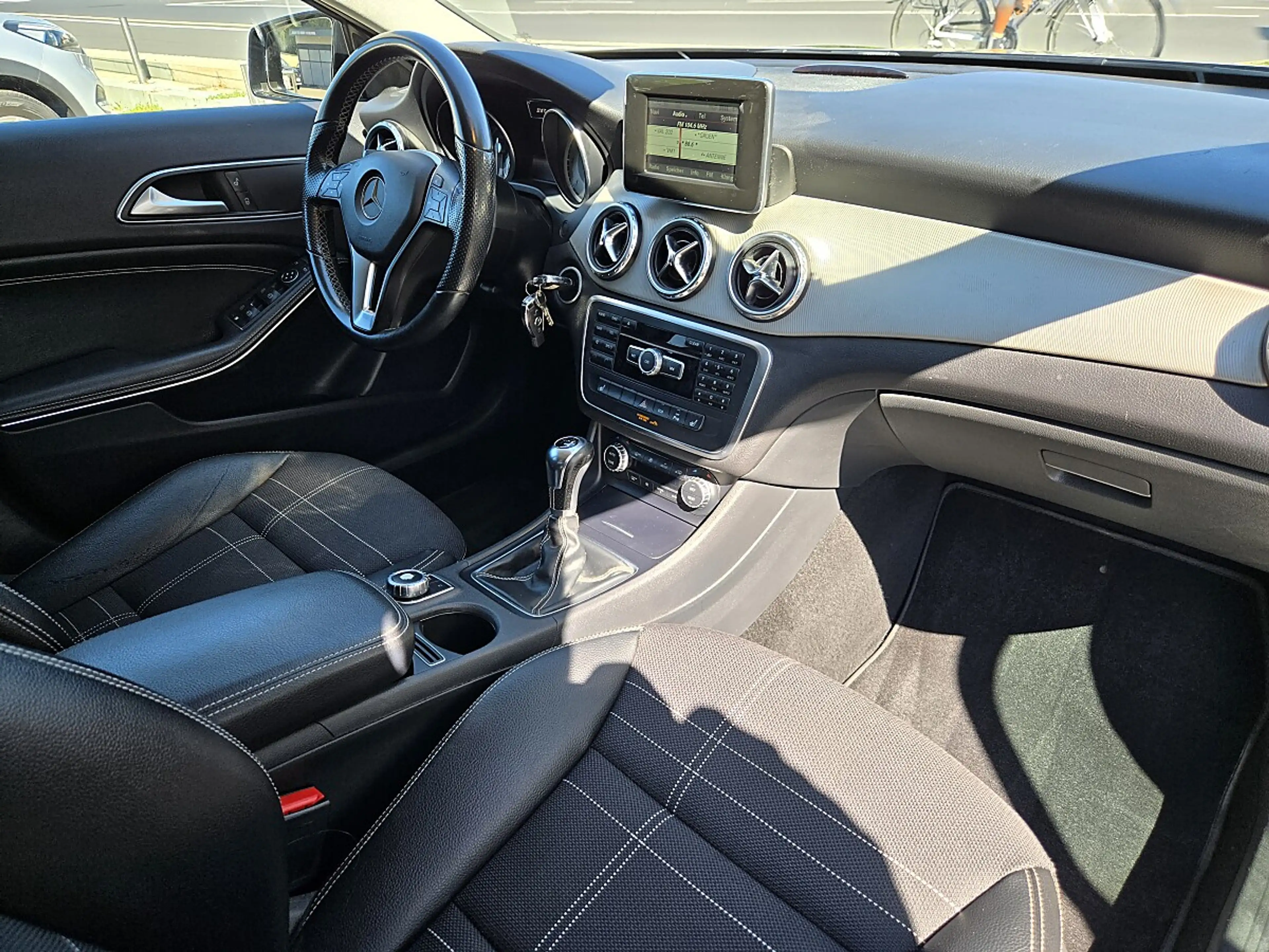 Mercedes-Benz GLA 200 CDI Edition Lifestyle — photo 8