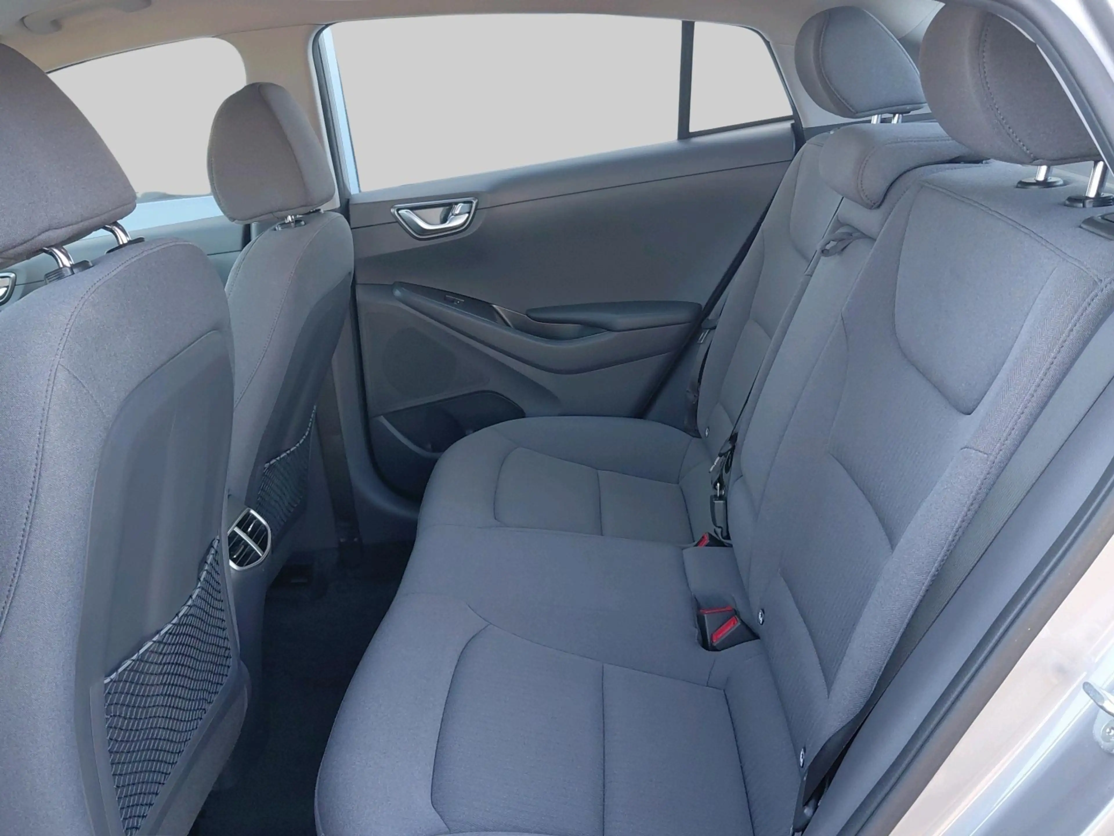 Hyundai IONIQ 1.6 GDi Comfort - Plus | Achteruitrijcamera | Airc — photo 6