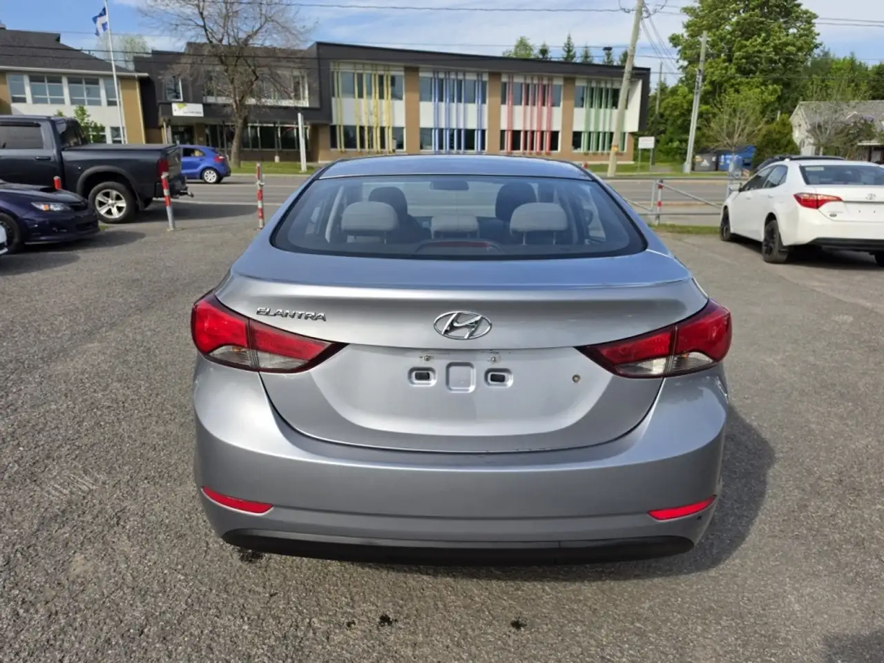 Hyundai ELANTRA снимка Hyundai ELANTRA