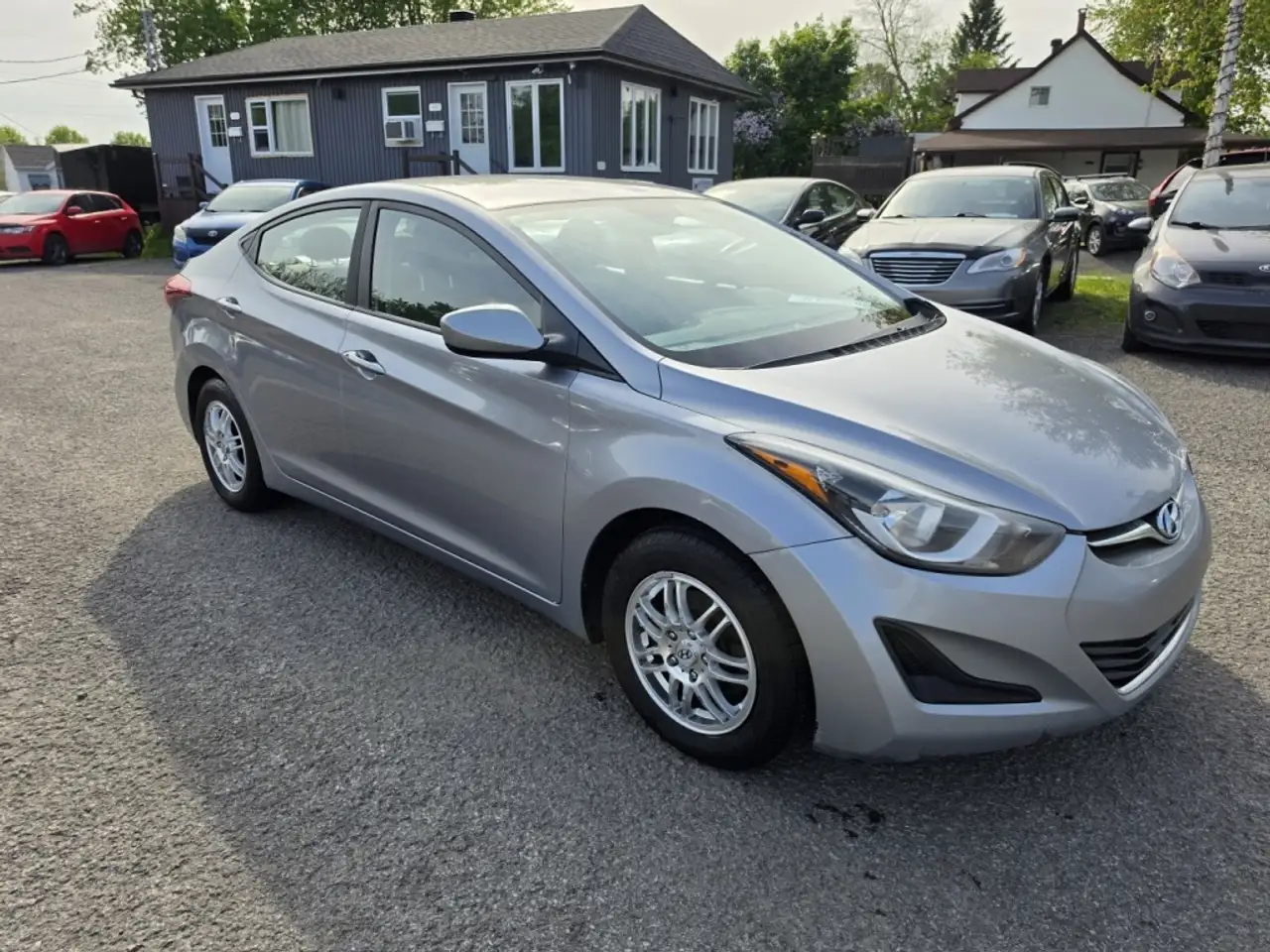 Hyundai ELANTRA снимка Hyundai ELANTRA
