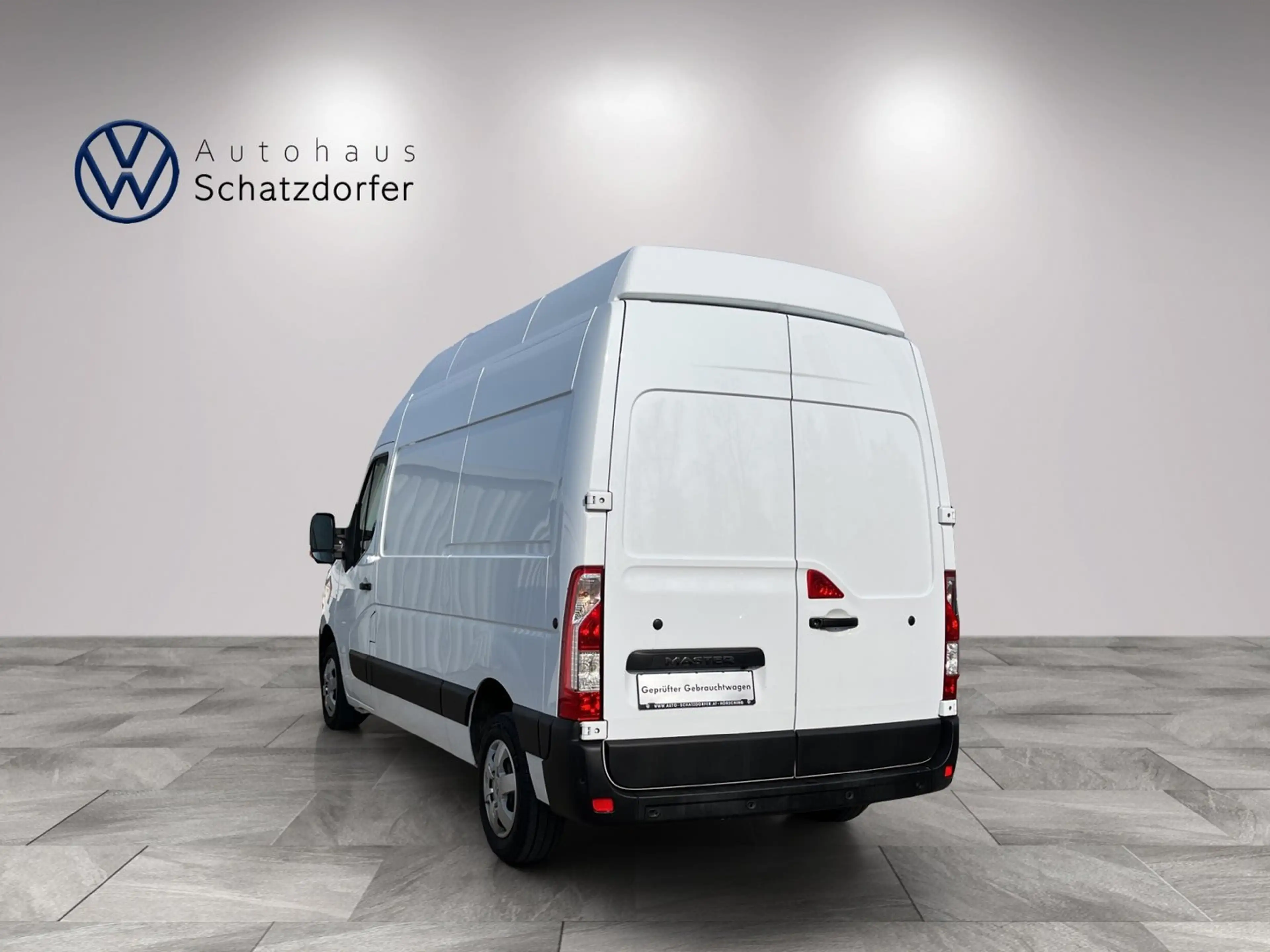 Renault Master L2H3 3,3t dCi 135 — photo 3