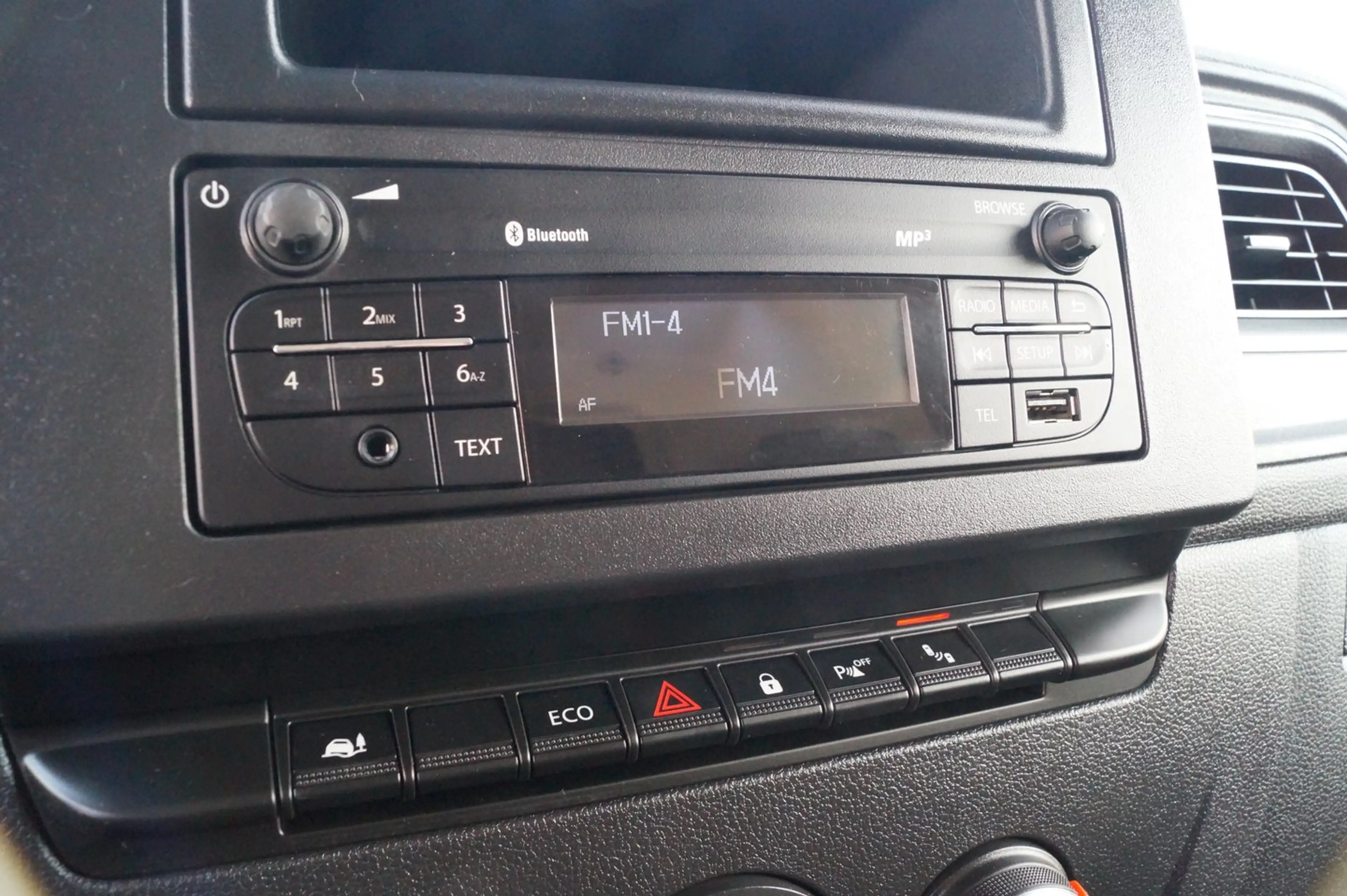 Renault Master L2H3 3,3t dCi 135 — photo 15
