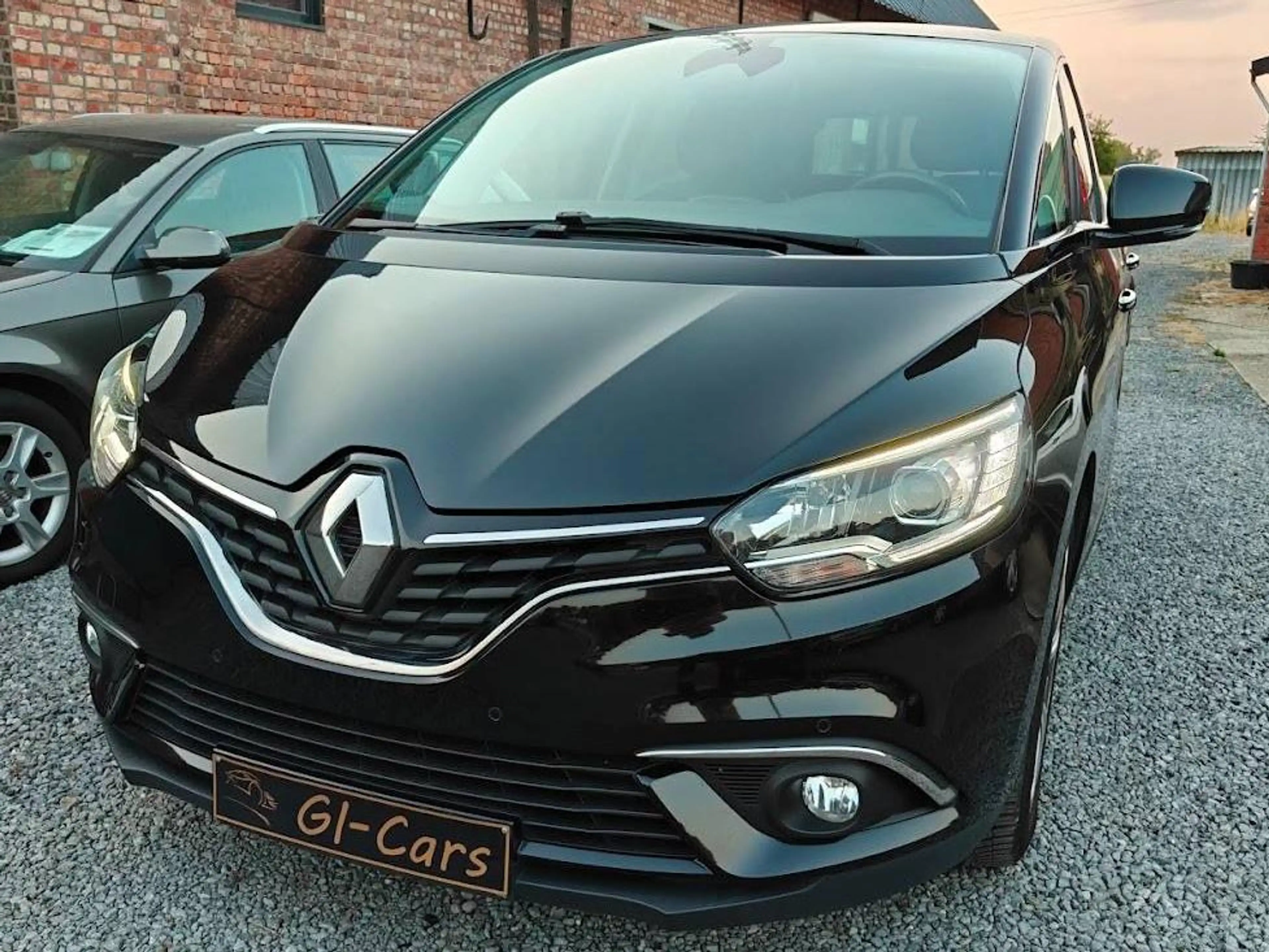 Renault Scenic Scenic 1.33 TCe Intens GPF (EU6.2) — photo 2