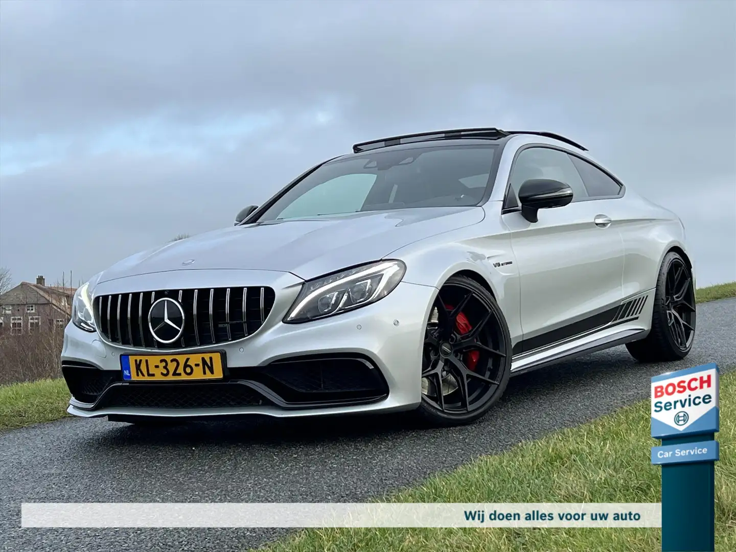 Mercedes-Benz C 63 AMG C63 S AMG COUPE 510PK / Pano / Schaal stoelen / He Grijs - 1