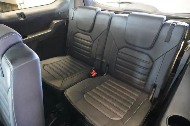 Ford Galaxy view 10