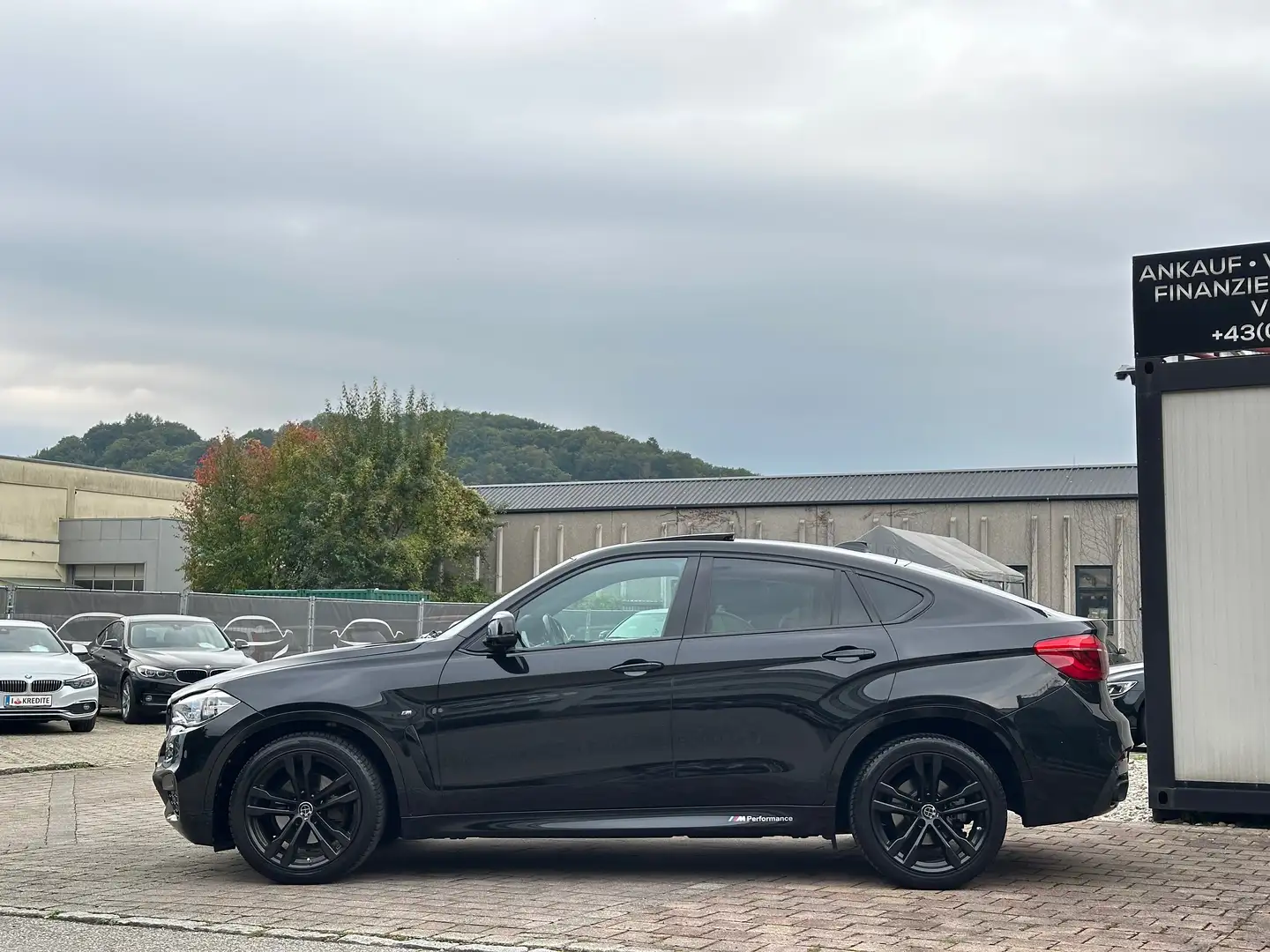 BMW X6 F16 xDrive 30d Aut M-Paket Finanzierung möglich Schwarz - 2