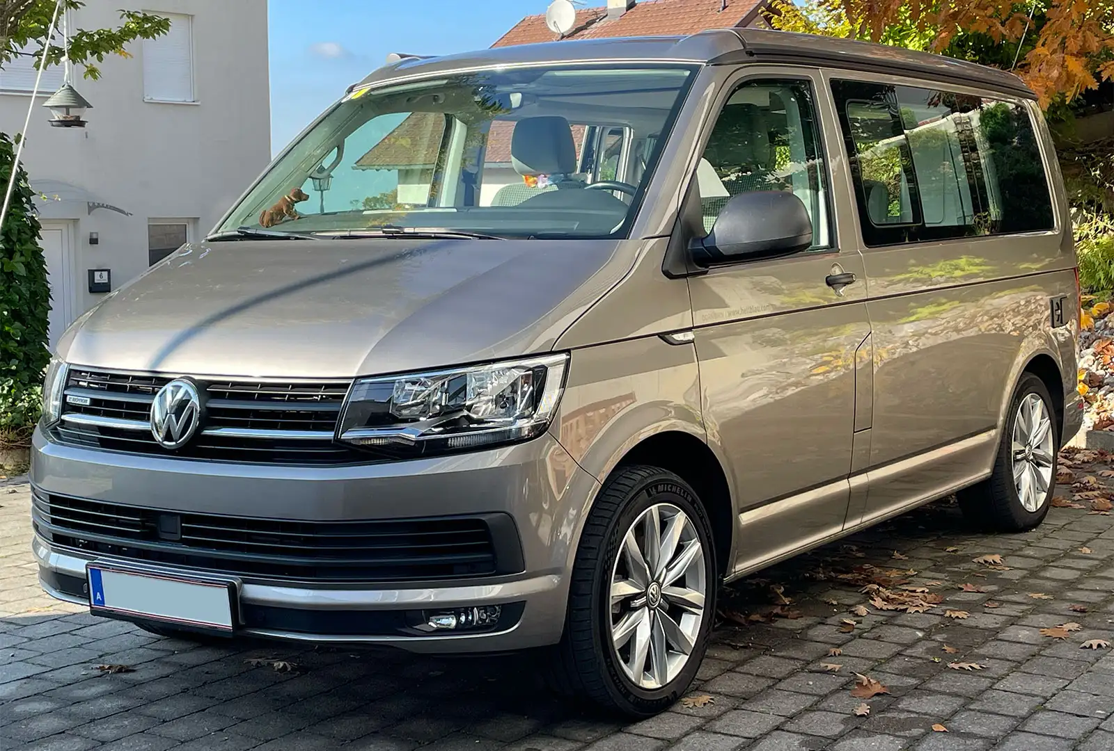Volkswagen T6 California Coast 2,0 TDI 4Motion BMT DSG Beige - 2