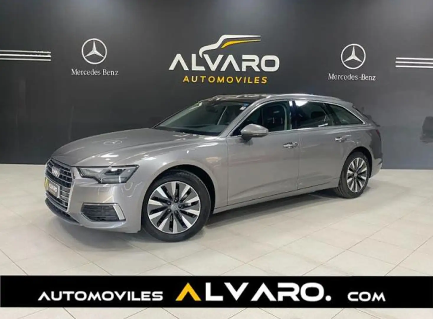 Audi A6 Avant 40 TDI S tronic Grijs - 1