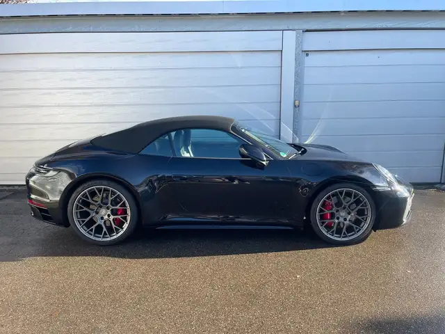 Porsche 992 S Cabrio, SportDesignPaket, 7000km, BOSE