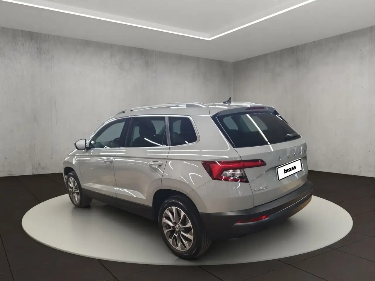 Skoda Karoq Ambition, миниатюра 3