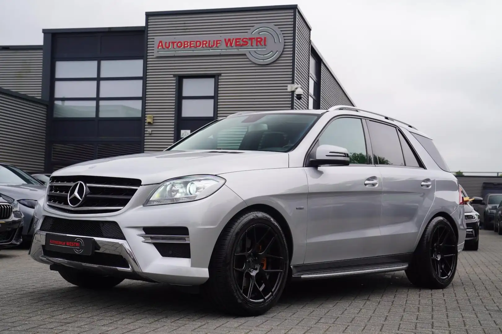 Mercedes-Benz ML 350 M-klasse | 4MATIC | AMG Pakket | Camera | Schuifda Grigio - 1