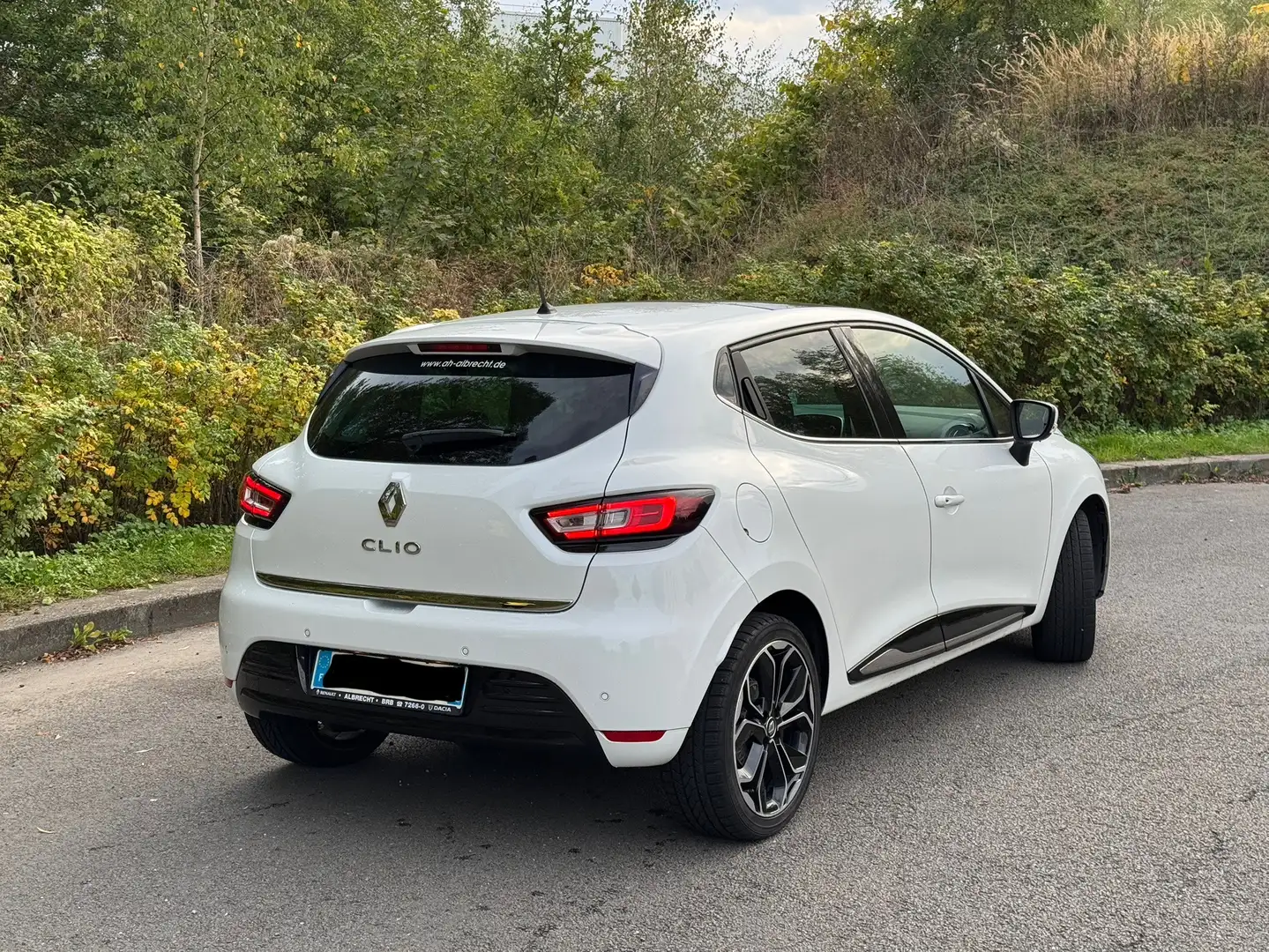 Renault Clio TCe 90 E6C Intens - 2