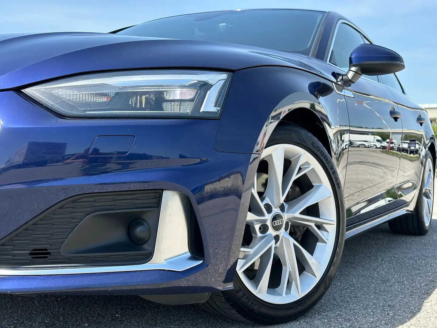 Audi A5 40 TDI Sportback *HEAD UP DISPLAY*VIRTUAL COCKPIT* Blauw - 2