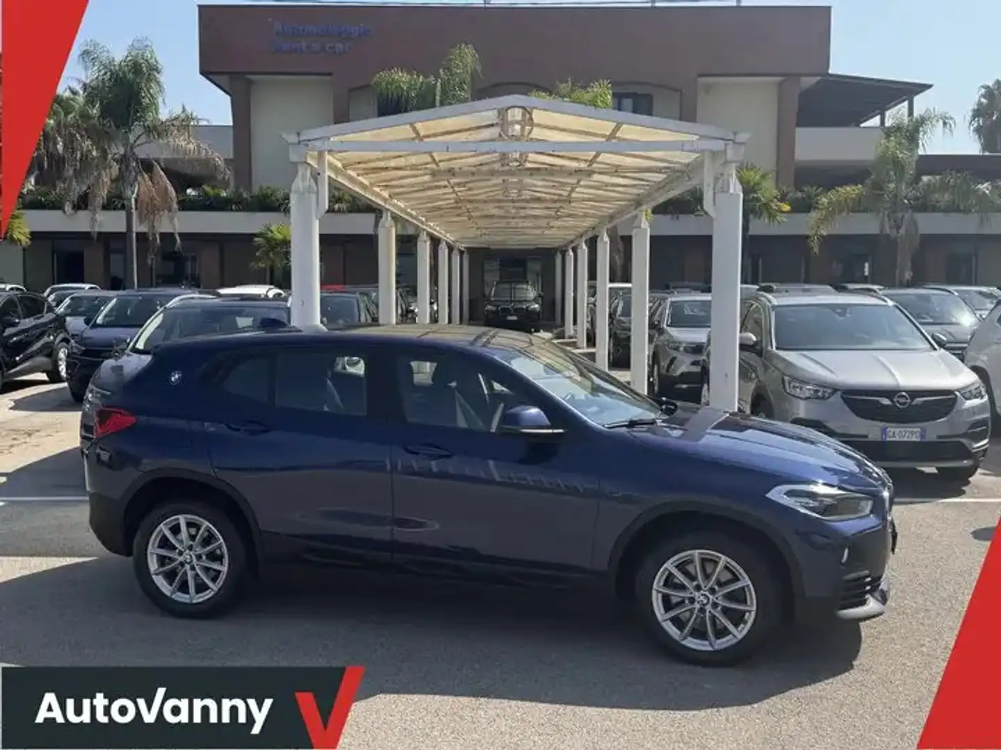 BMW X2 xdrive20d Business X auto Blu/Azzurro - 1