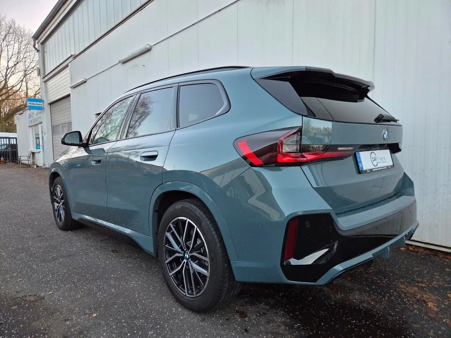 BMW X1 23 i xDrive M Sport/Pano/Head-up/Ahk Grün - 2