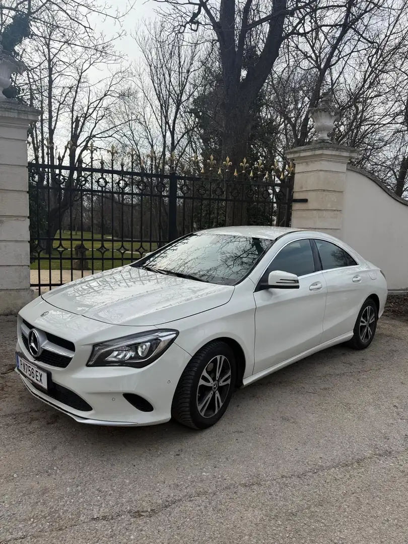 Mercedes-Benz CLA 180 - 1