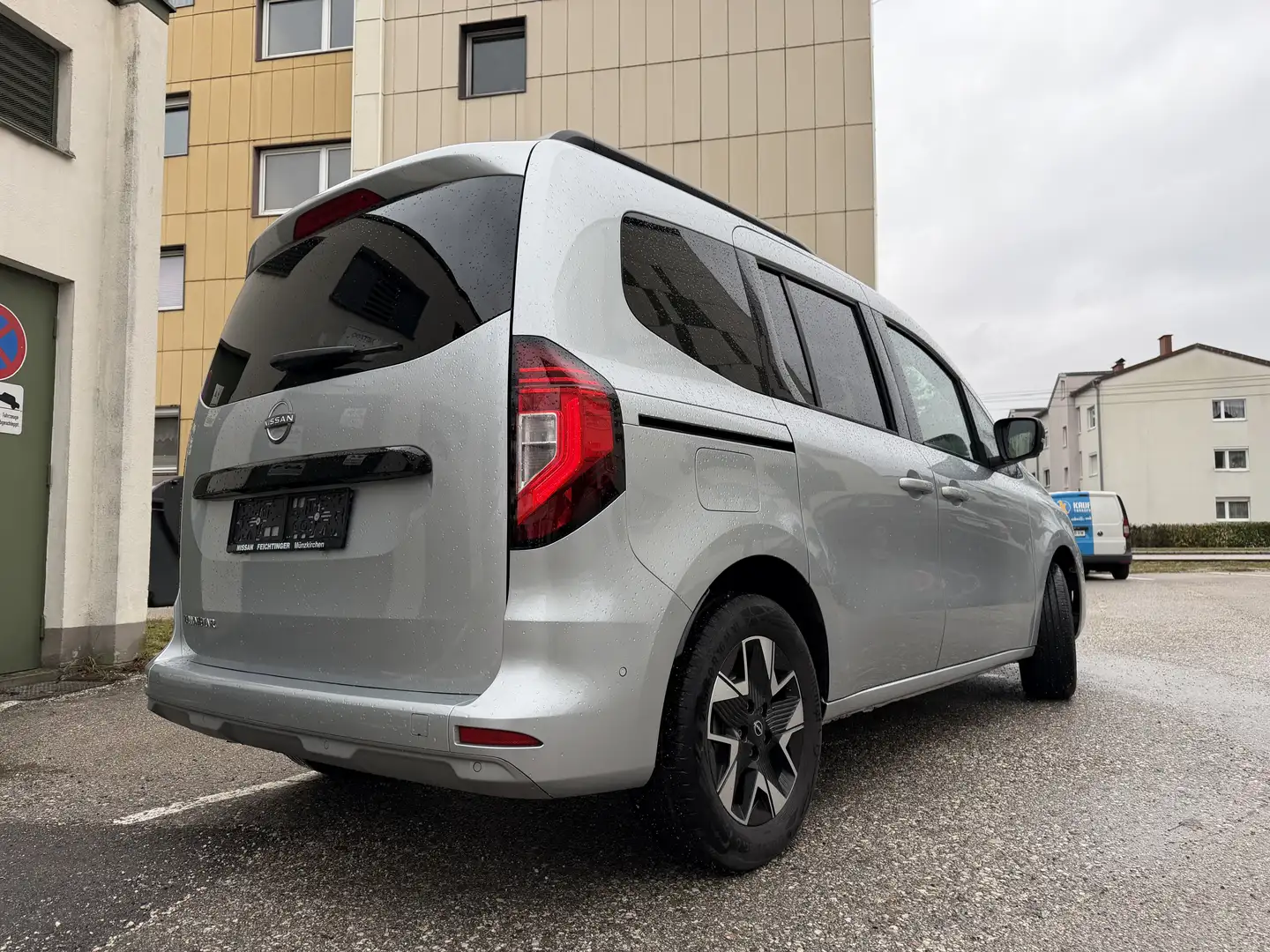 Nissan Townstar Tekna L1 2,0t DIG-T 130 Silber - 2