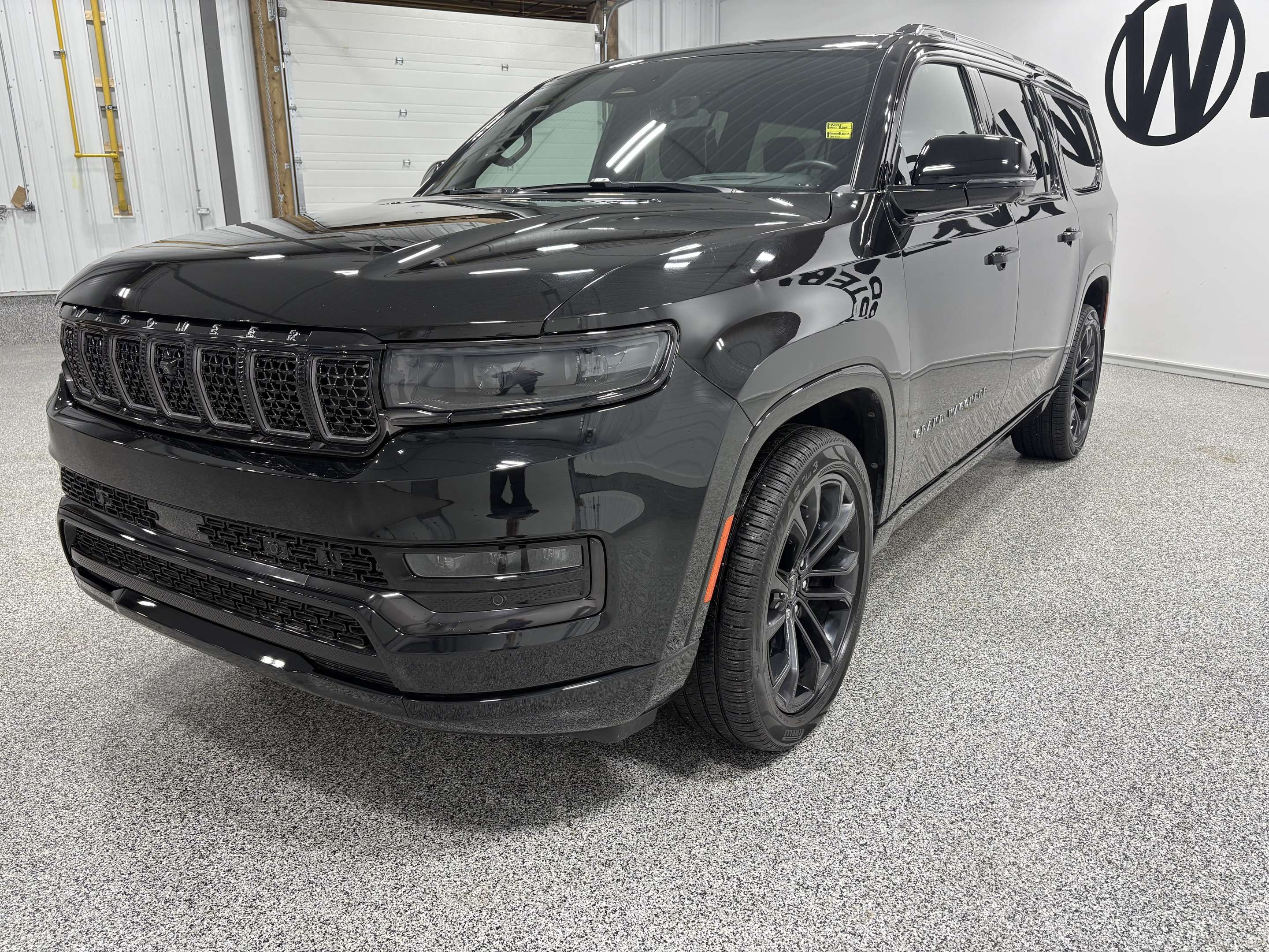 2023 Jeep Grand Wagoneer L