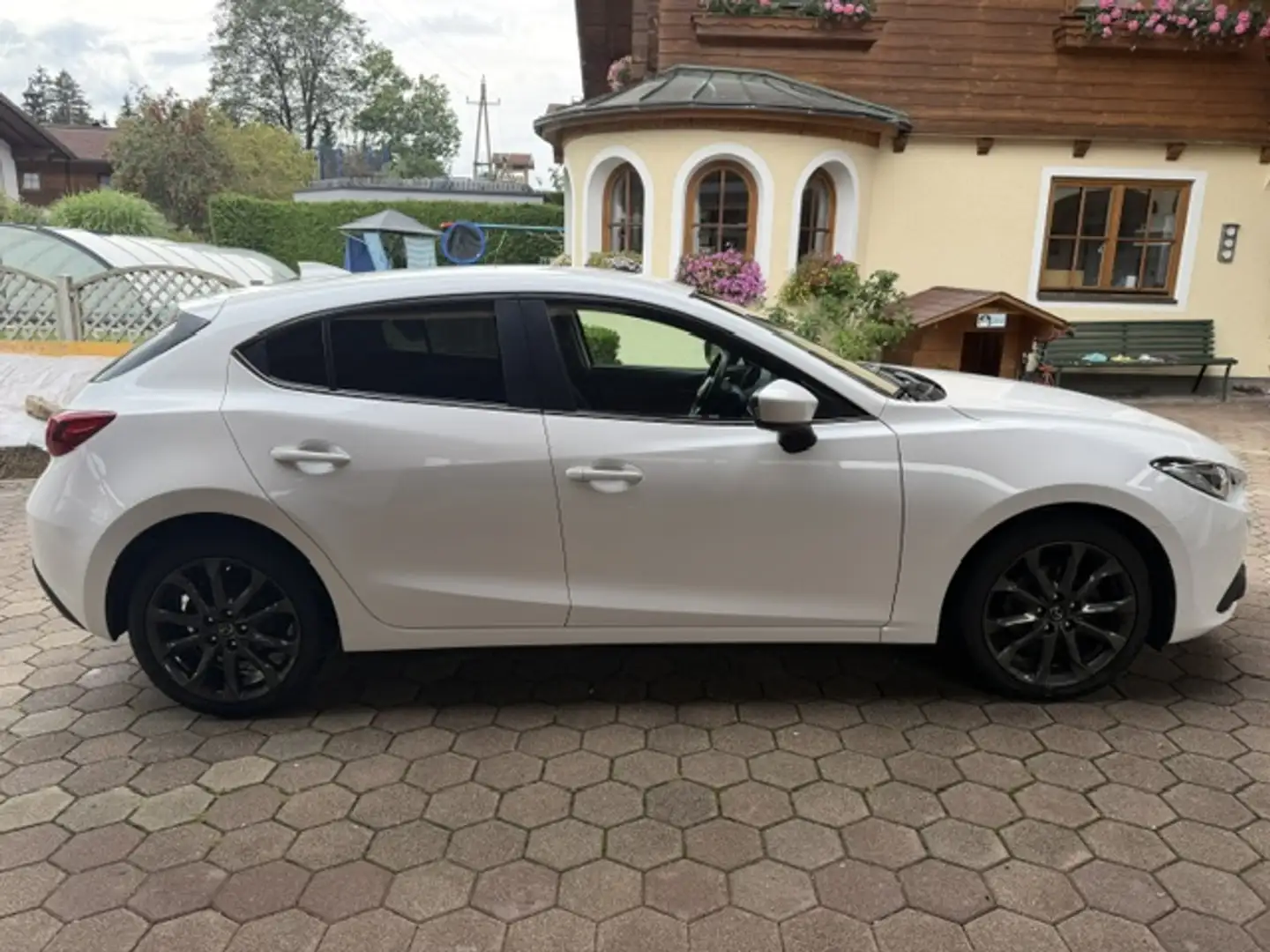 Mazda 3 Mazda 3 CD105/TAKUMI Weiß - 2