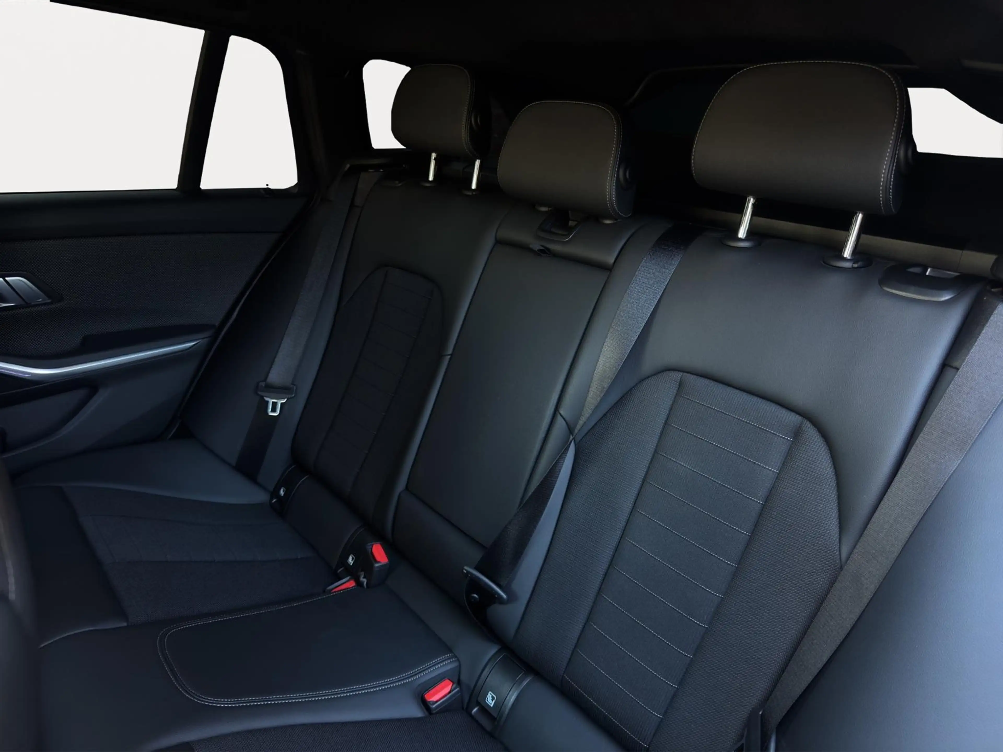 BMW 330 3-serie Touring 330E 292PK M-Sport Shadow Dode-Hoe — photo 11