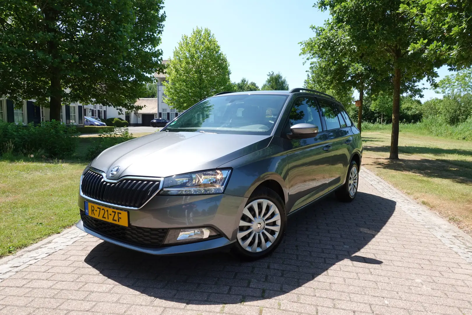 Skoda Fabia Combi 1.0 TSI Ambition | NAP | Airco | Carplay | N Gris - 1