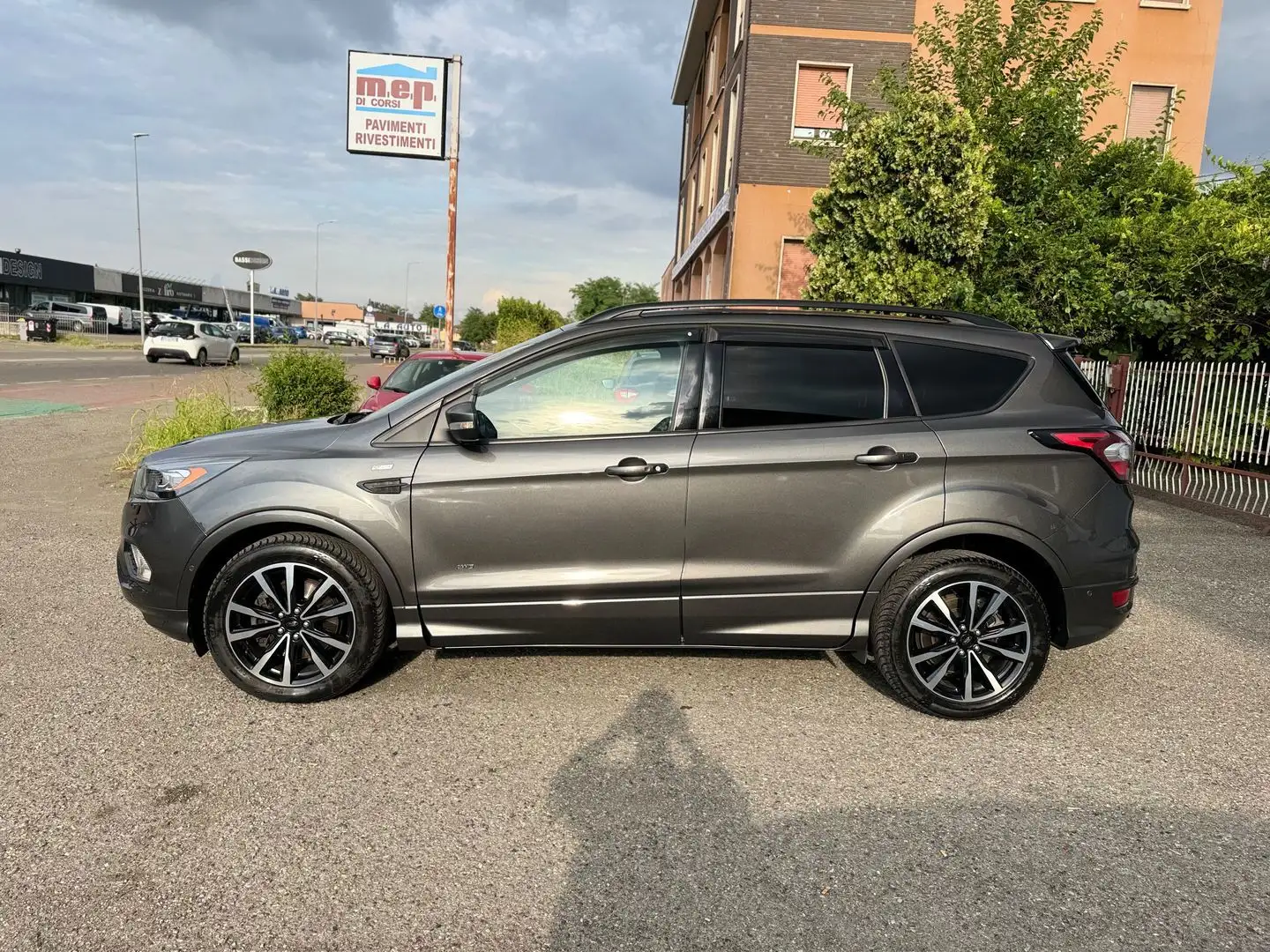 Ford Kuga ST Line 2.0 TDCi Grigio - 2