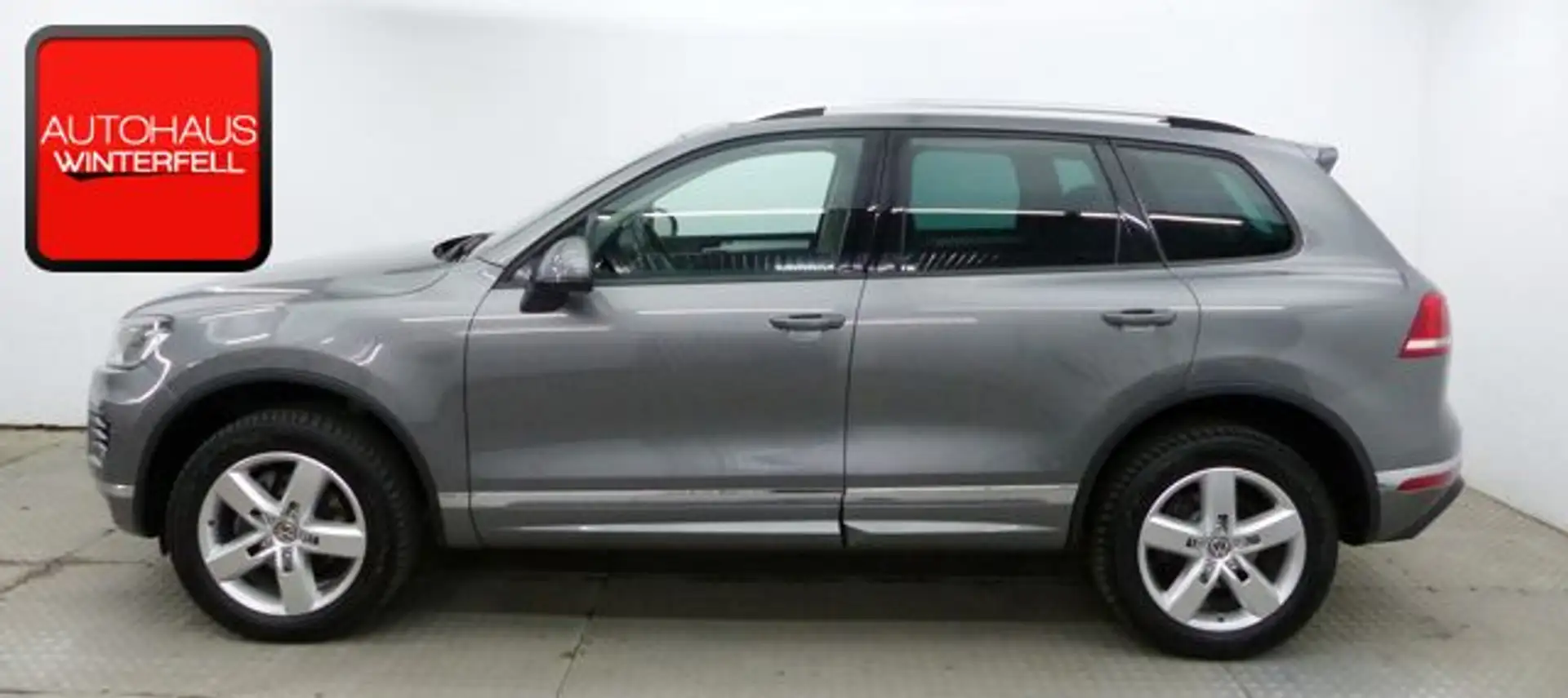 Volkswagen Touareg 3.0 V6 TDI R-Line 4M AHK+LUFT+XENON+ Gris - 2