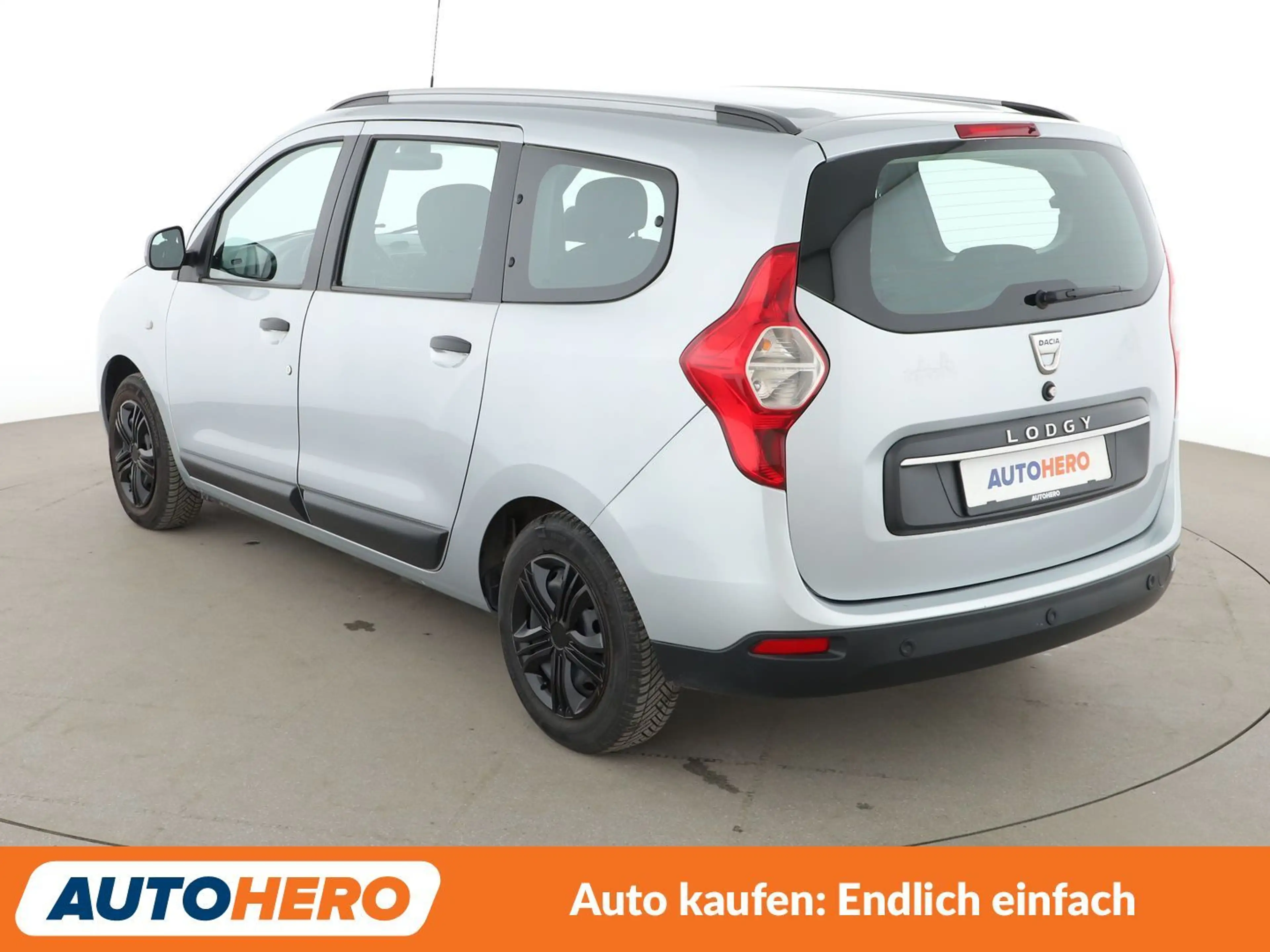 Dacia Lodgy 1.3 TCe Comfort*TEMPO*PDC*KLMA*GARANTIE* — photo 4
