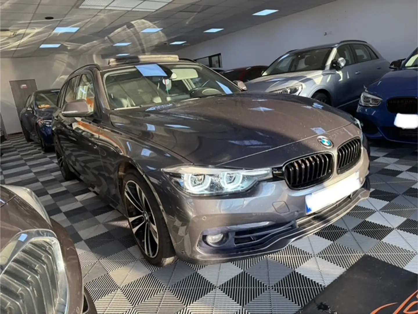 BMW Sport Grau - 2