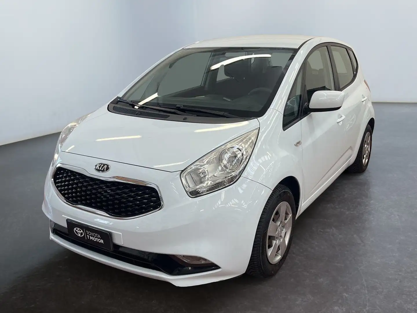 Kia Venga 1.4 CRDi 90CV Cool Blanc - 1