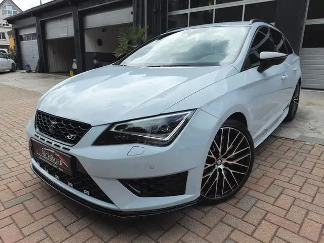 CUPRA Leon