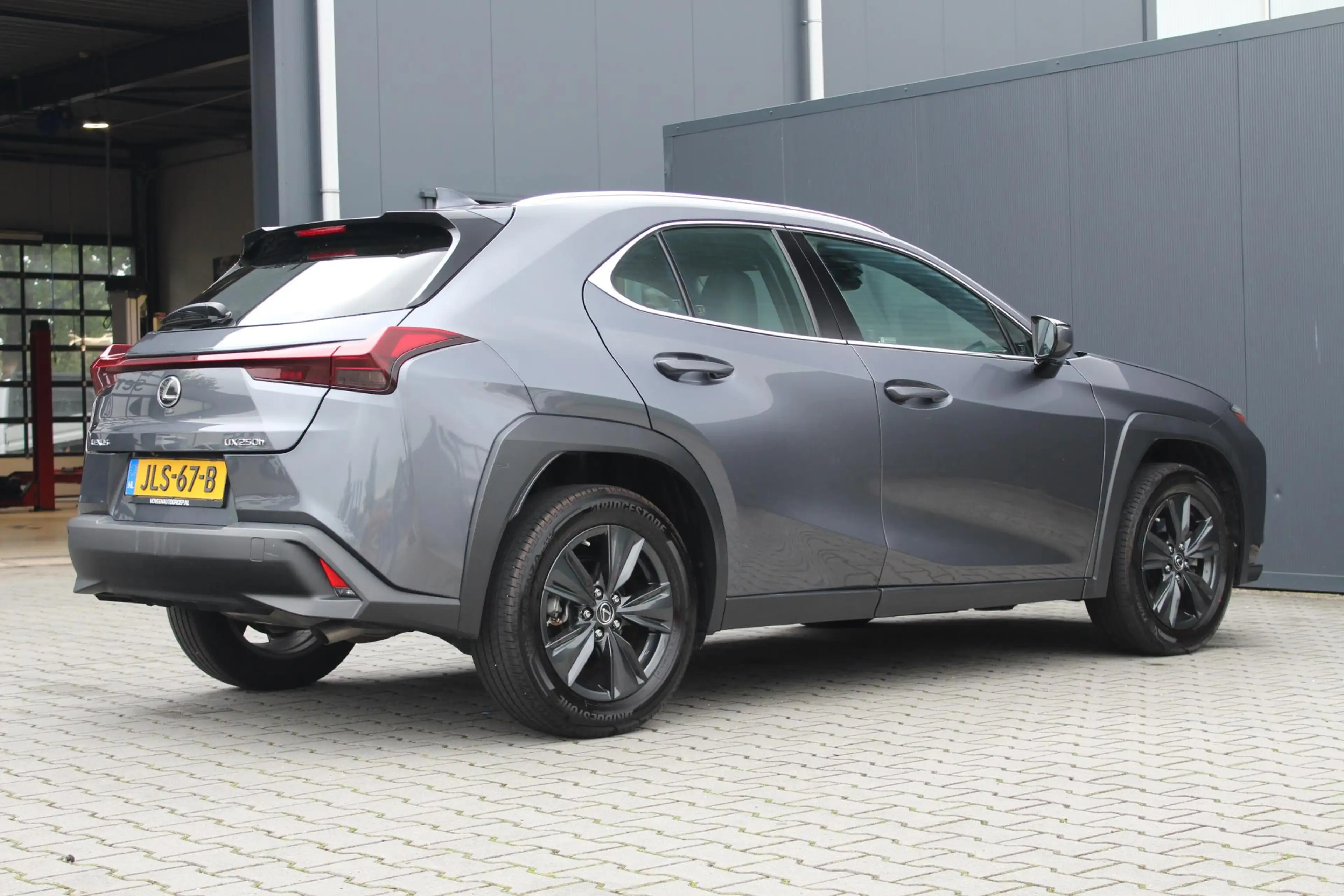 Lexus UX 250h | Incl. 12 maanden garantie | Achteruitrijcamera | — photo 3