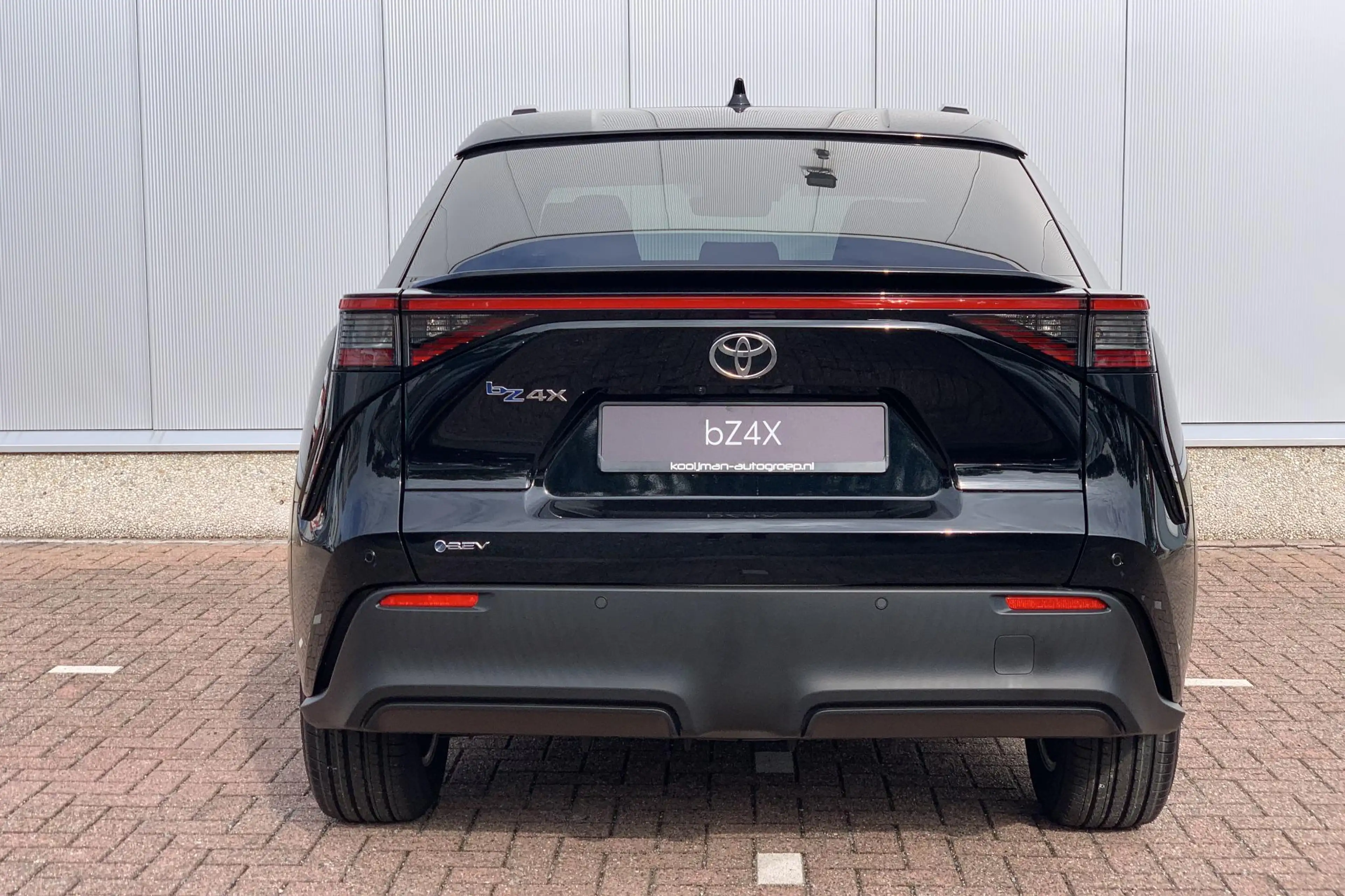 Toyota bZ4X Dynamic 73 kWh / Uit Voorraad leverbaar! / Nu met — photo 5