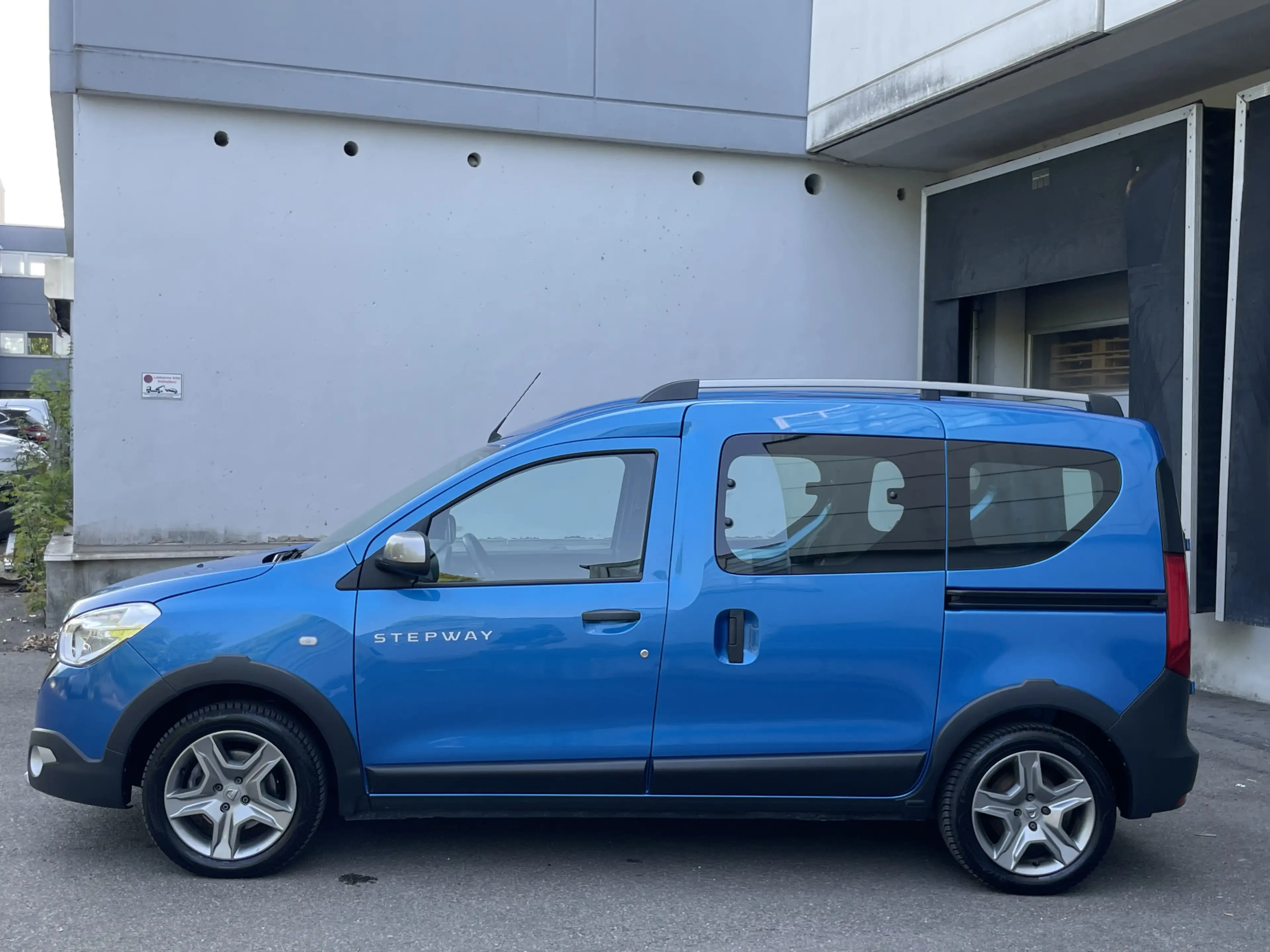 Dacia Dokker Stepway Rü-Kamera Sitzheizung AHK Navi — photo 3
