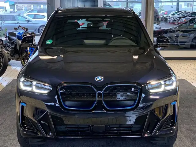 BMW iX3 iX3 M Sport Laser AHK H&K HeadUp