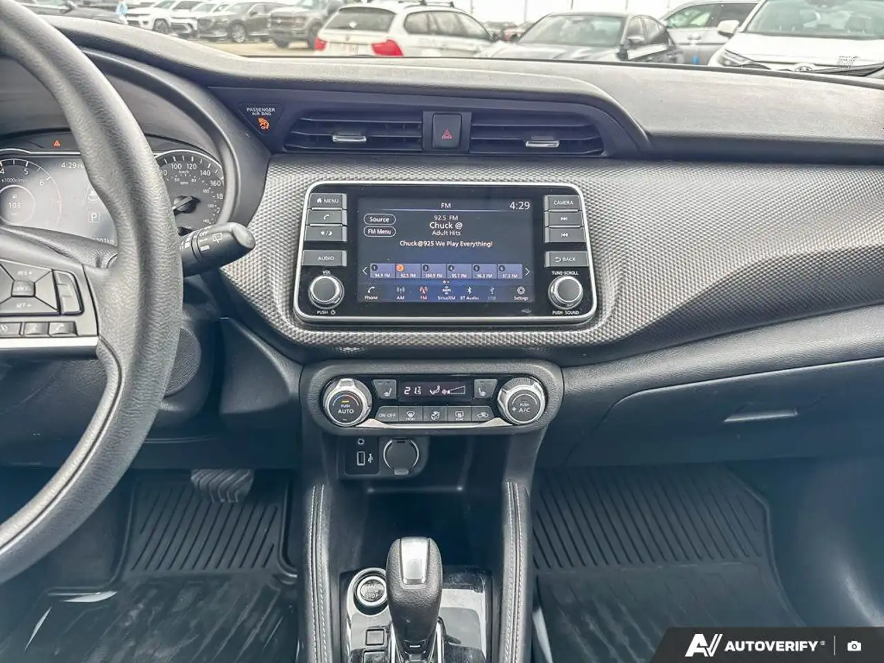 Nissan Kicks снимка Nissan Kicks