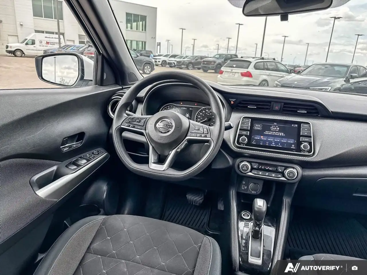 Nissan Kicks снимка Nissan Kicks