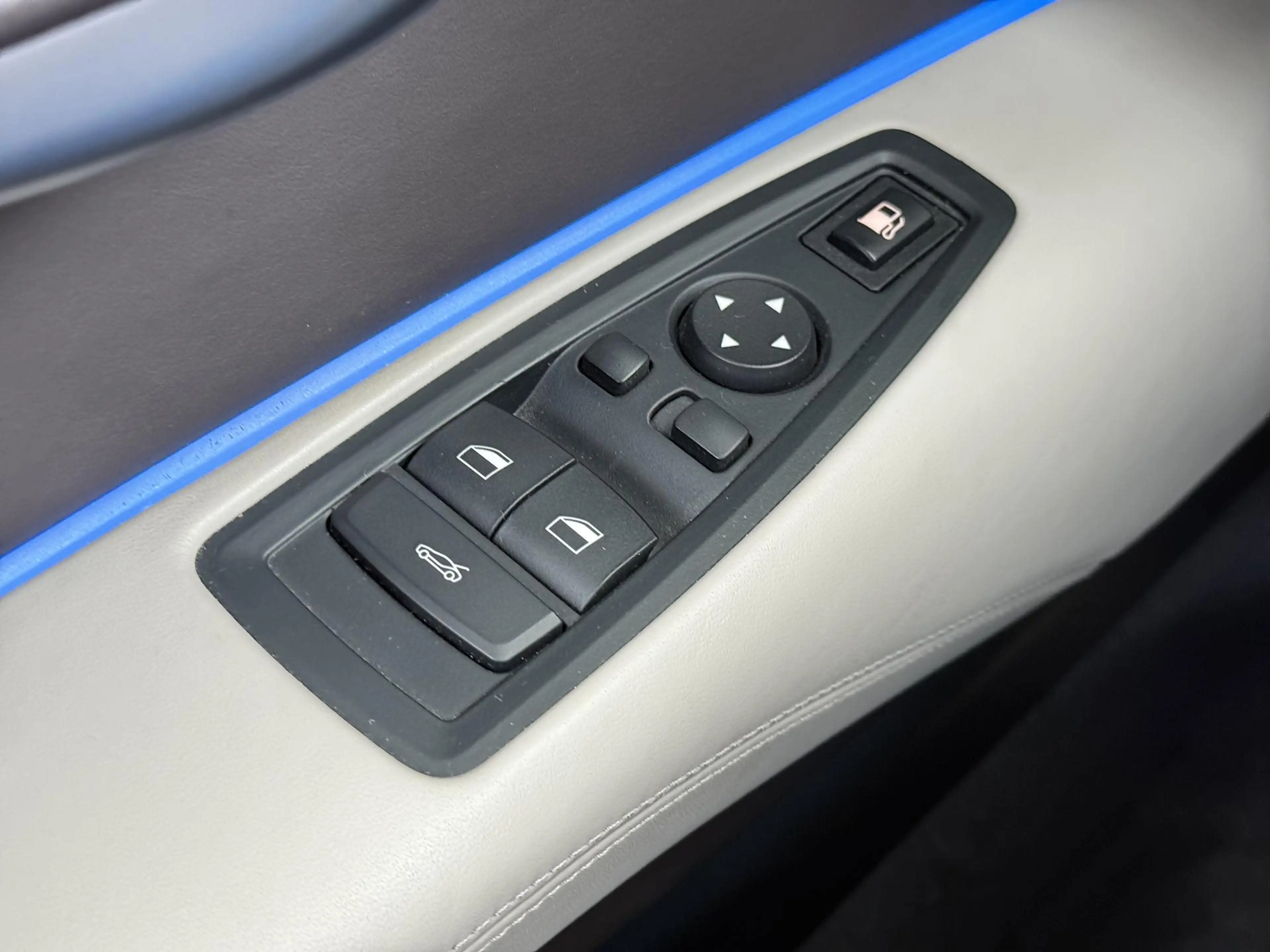 BMW i8 1.5 PROGRESSIVE PACK| HARMAN KARDON| HEAD UP DISPL — photo 16
