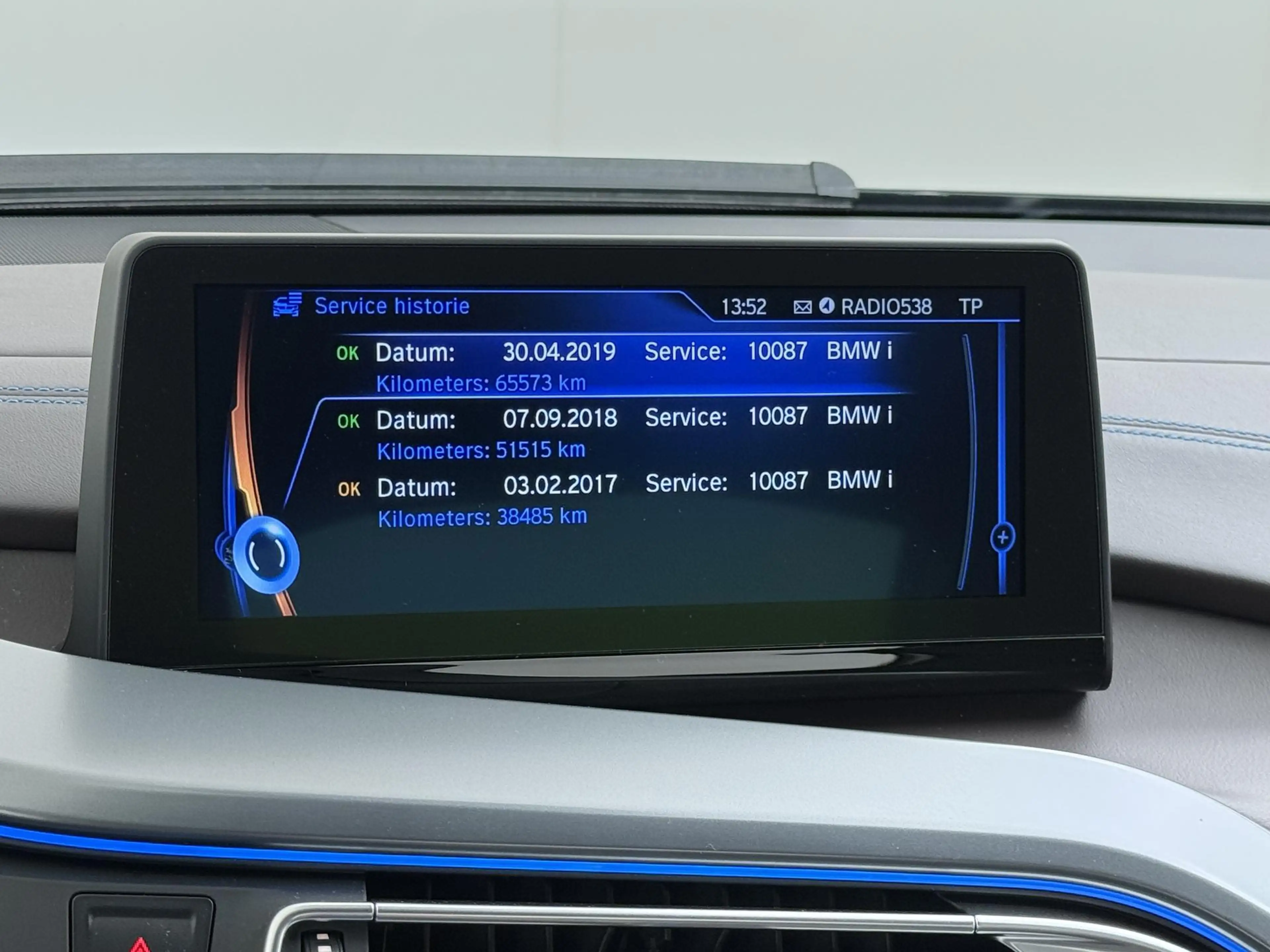 BMW i8 1.5 PROGRESSIVE PACK| HARMAN KARDON| HEAD UP DISPL — photo 36