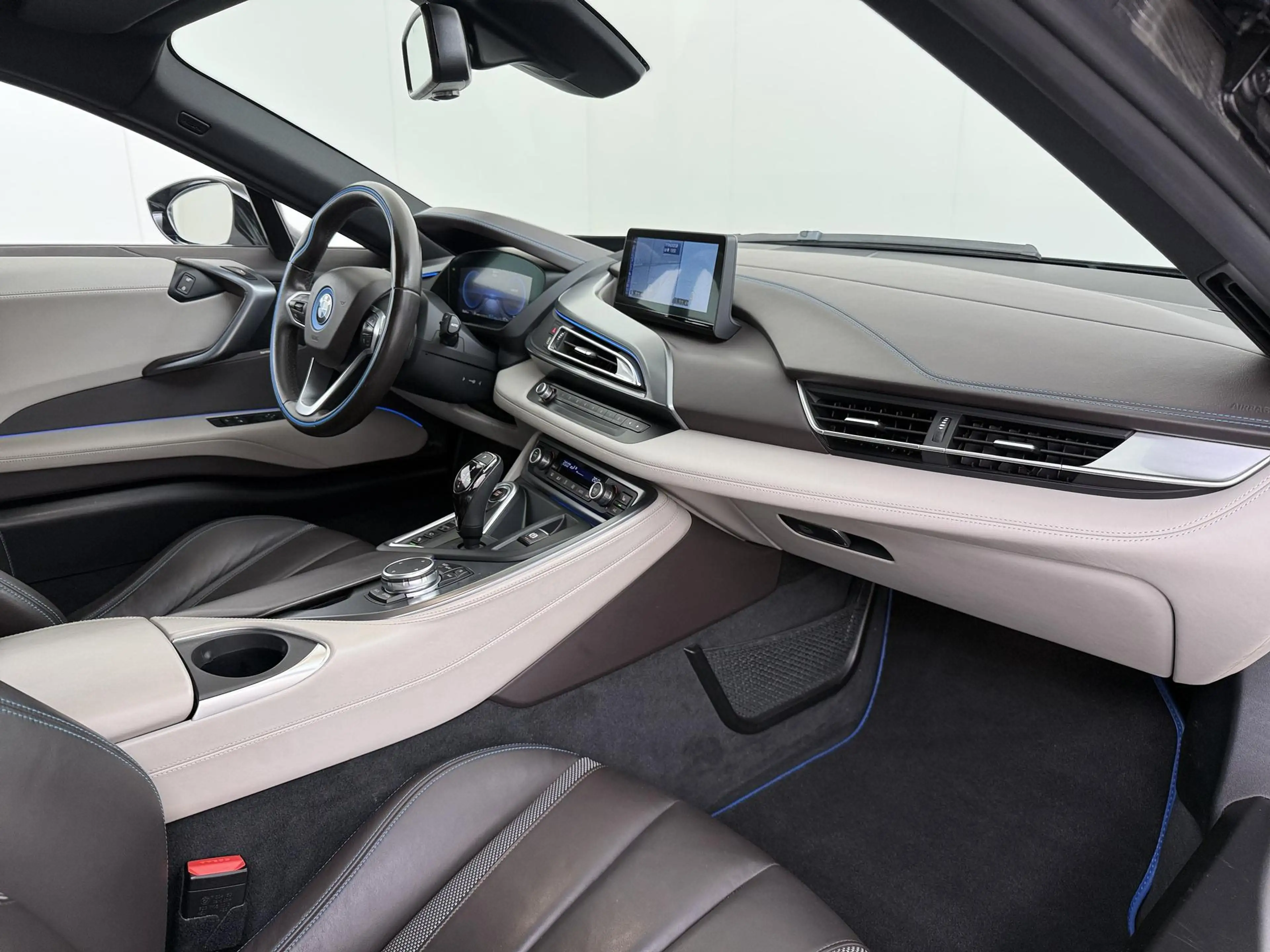 BMW i8 1.5 PROGRESSIVE PACK| HARMAN KARDON| HEAD UP DISPL — photo 41