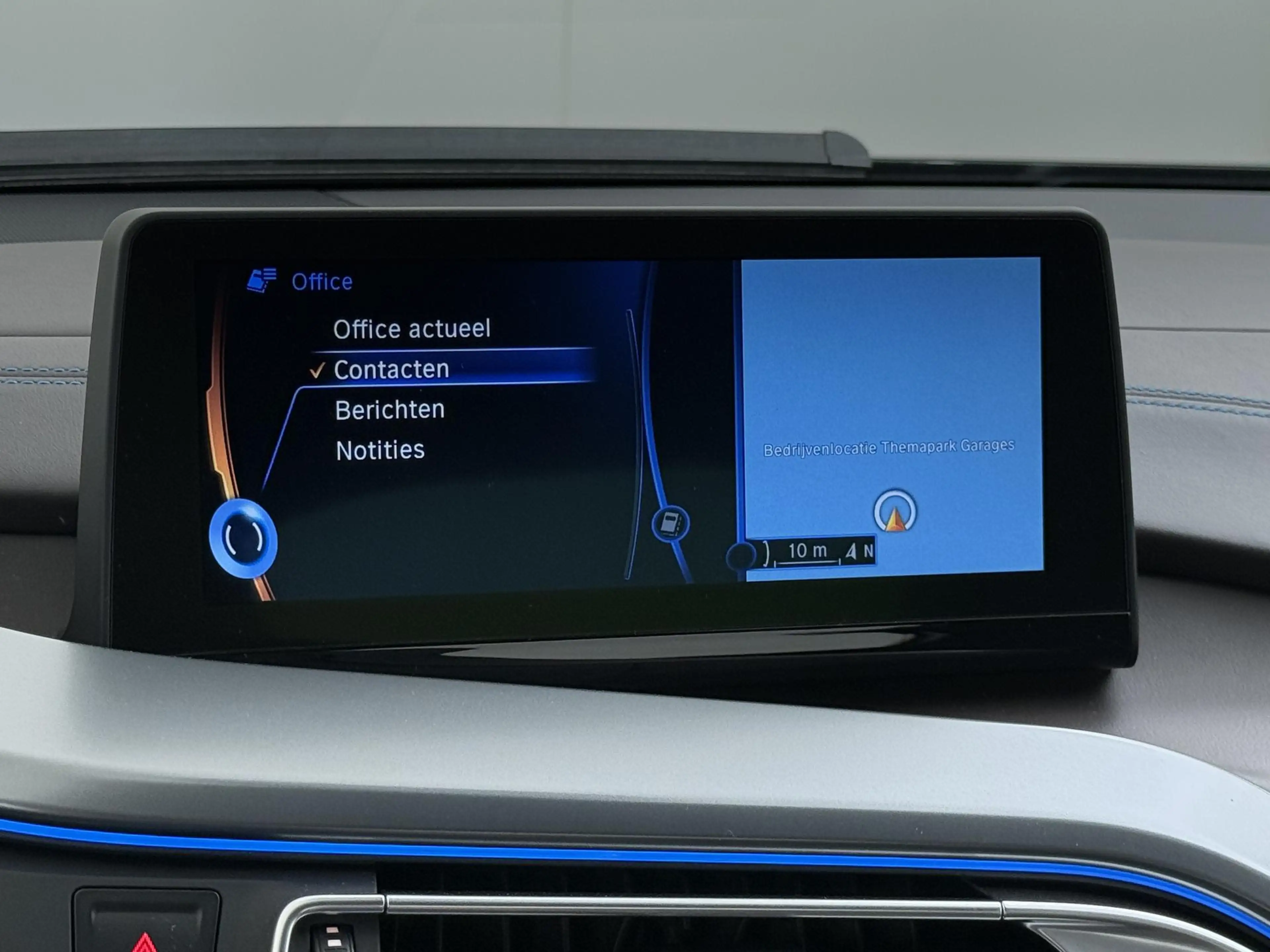 BMW i8 1.5 PROGRESSIVE PACK| HARMAN KARDON| HEAD UP DISPL — photo 33