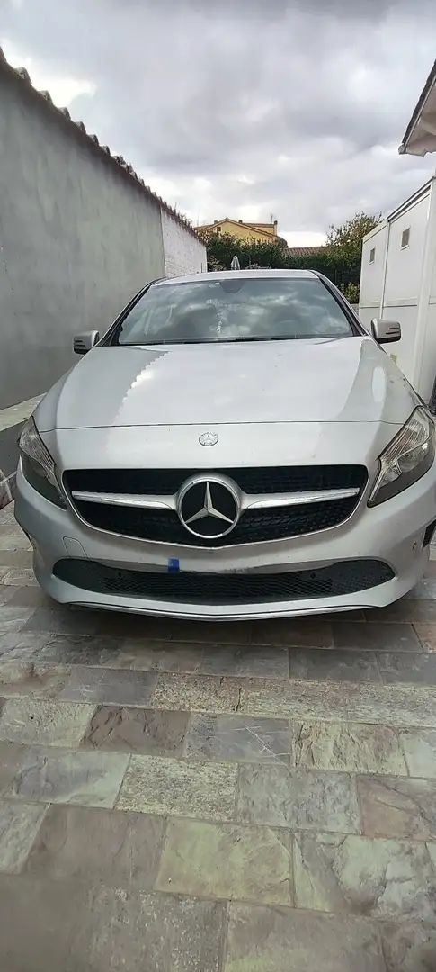 Mercedes-Benz 180 sport - 2