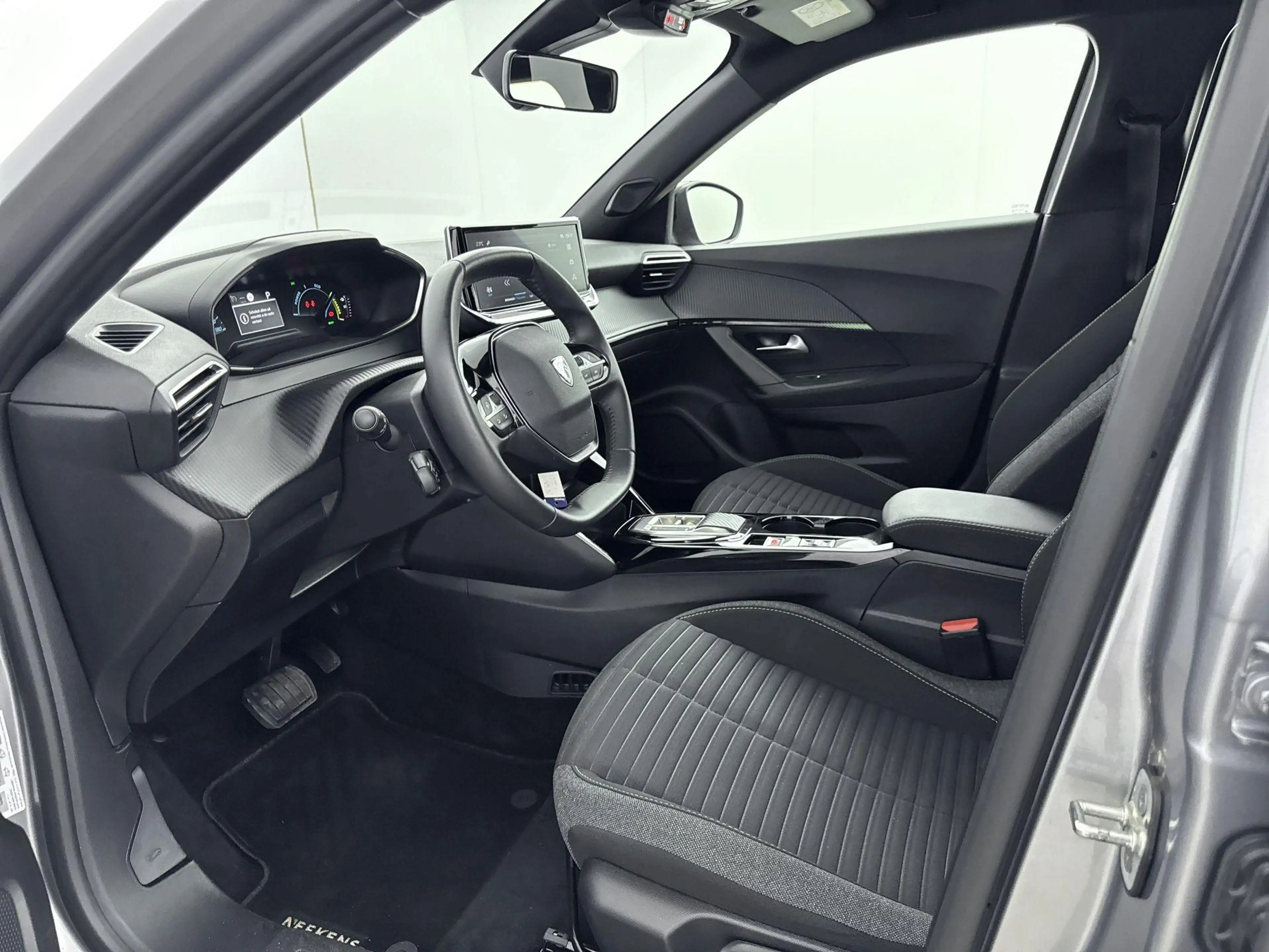 Peugeot e-2008 EV Active 50 kWh | 1ste eigenaar | Apple CarPlay | — photo 11