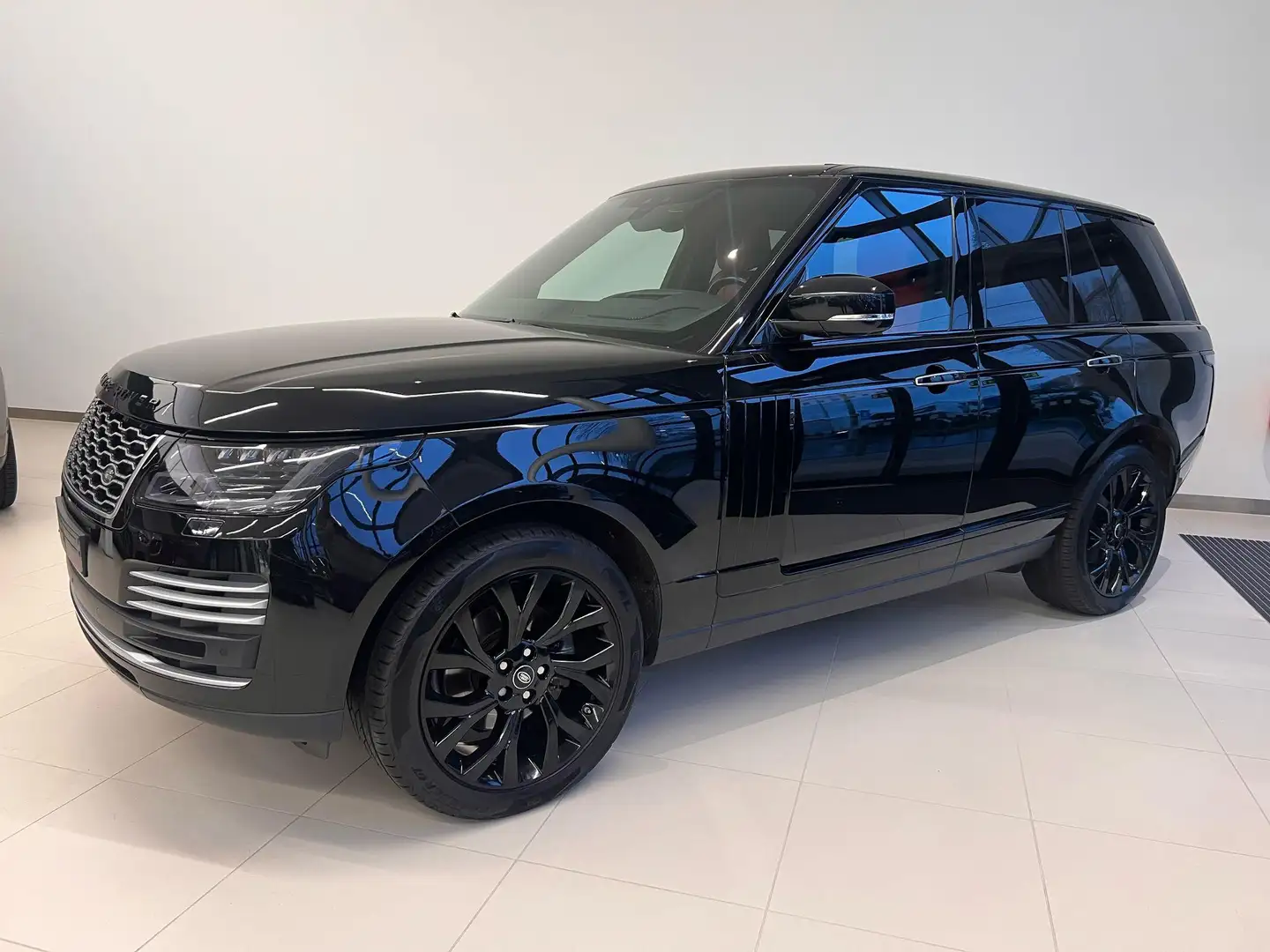 Land Rover Range Rover 3.0 SDV6 Autobiography Zwart - 2