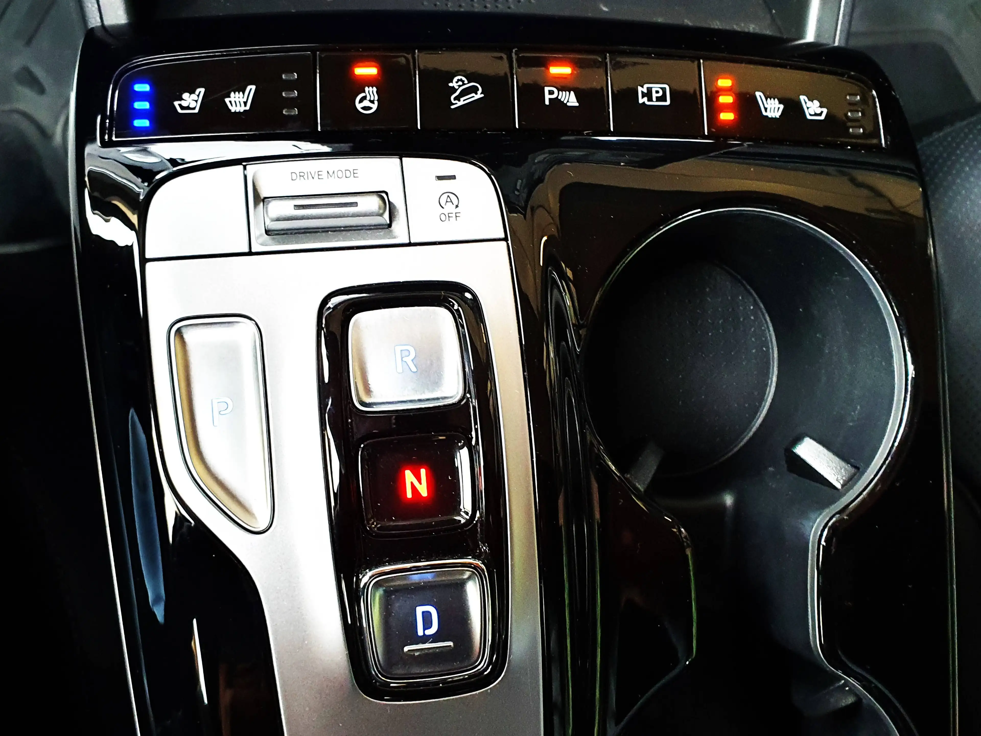 Hyundai TUCSON Prime Mild-Hybrid VOLL Leder+Assis+ACC+bel.-Sitze... Garantie — photo 8