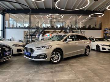 Turnier Titanium Aut.*NAVI*ACC*KAMERA*LED