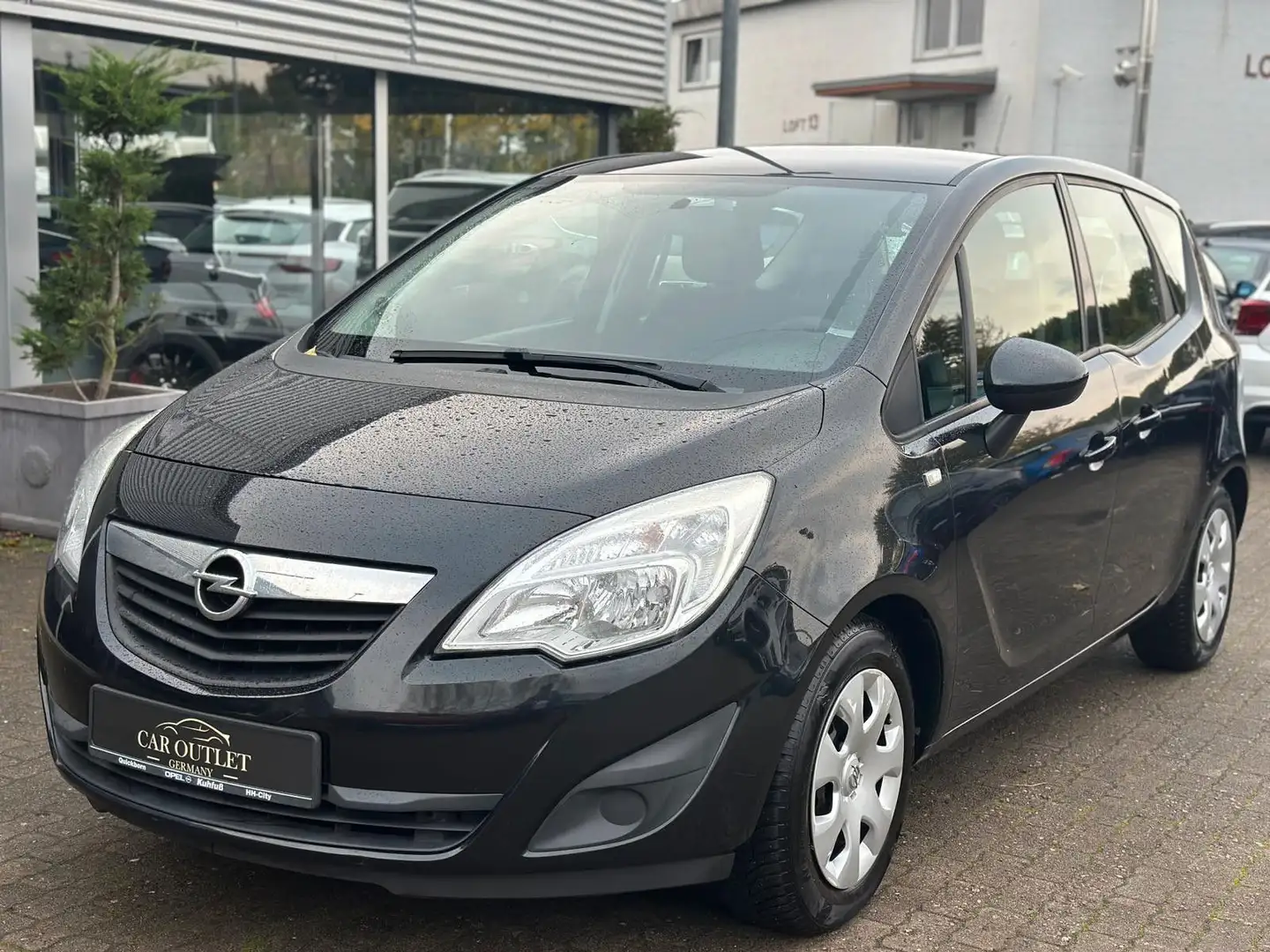 Opel Meriva B Selection Schwarz - 1